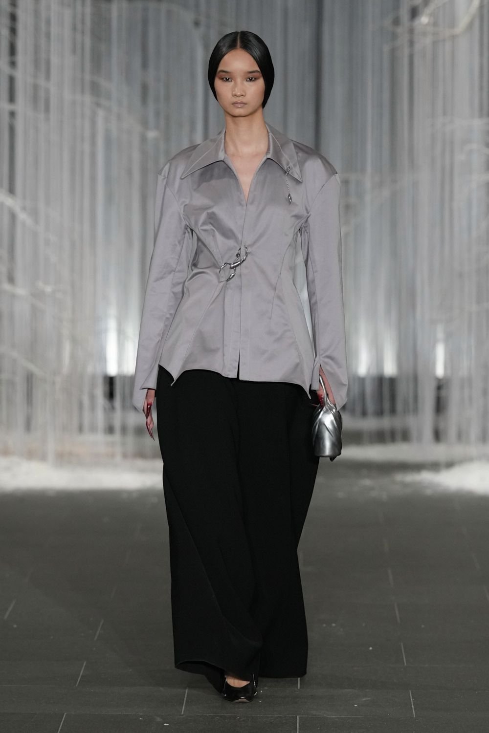 grace-ling-spring-2027-ready-to-wear-look-17.jpg