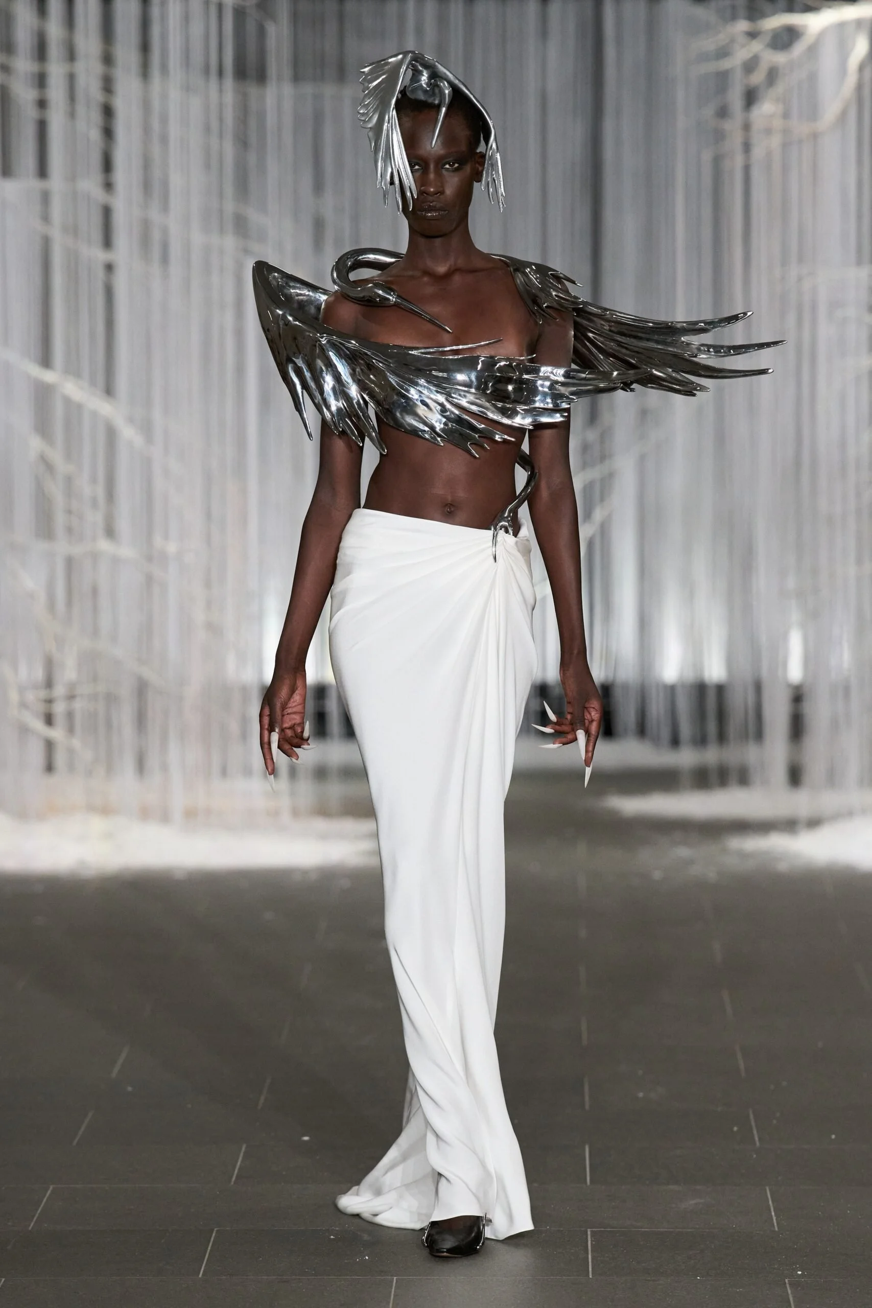 grace-ling-spring-2027-ready-to-wear-look-32-scaled.jpg