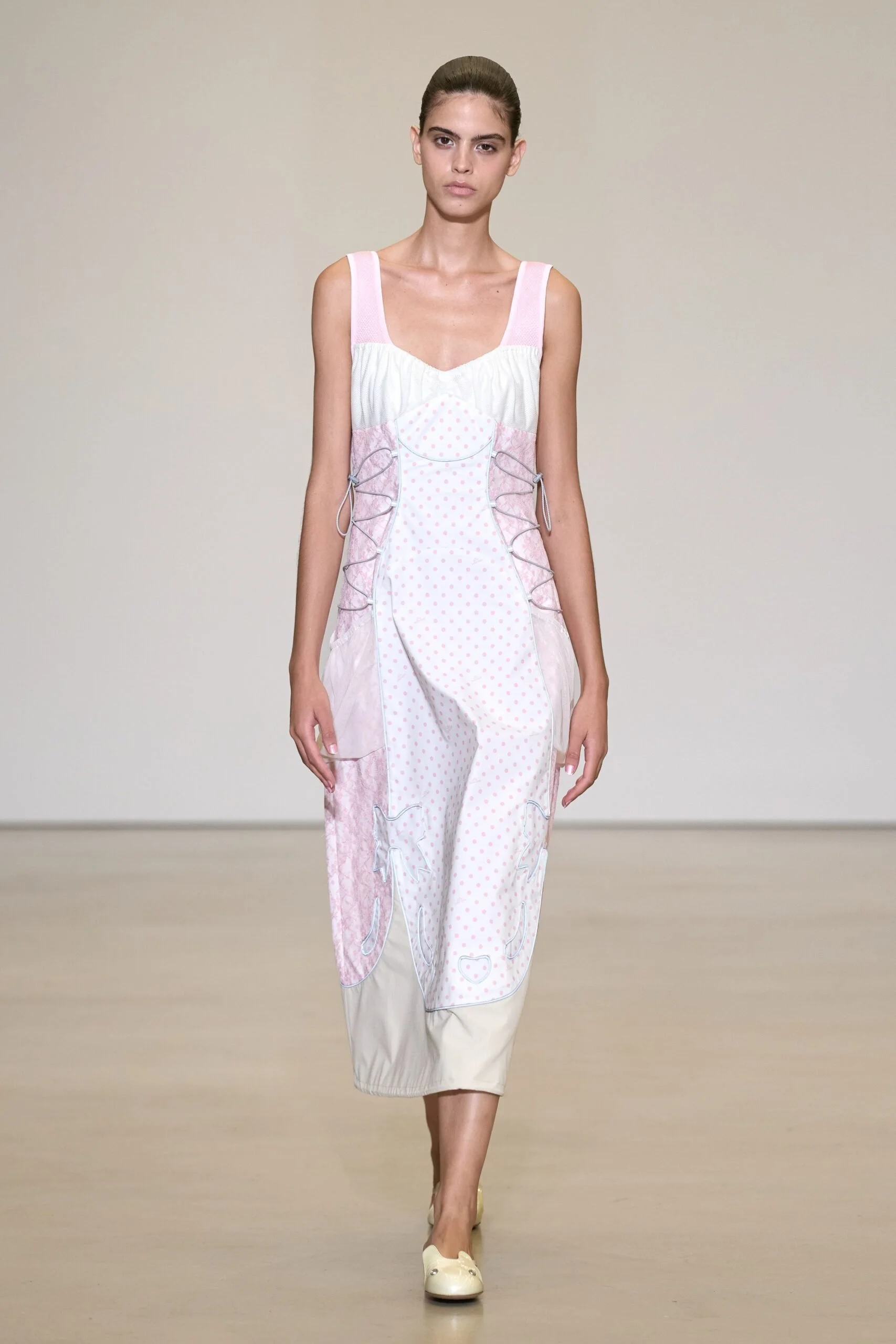 sandy-liang-spring-2027-ready-to-wear-look-37-scaled.jpg