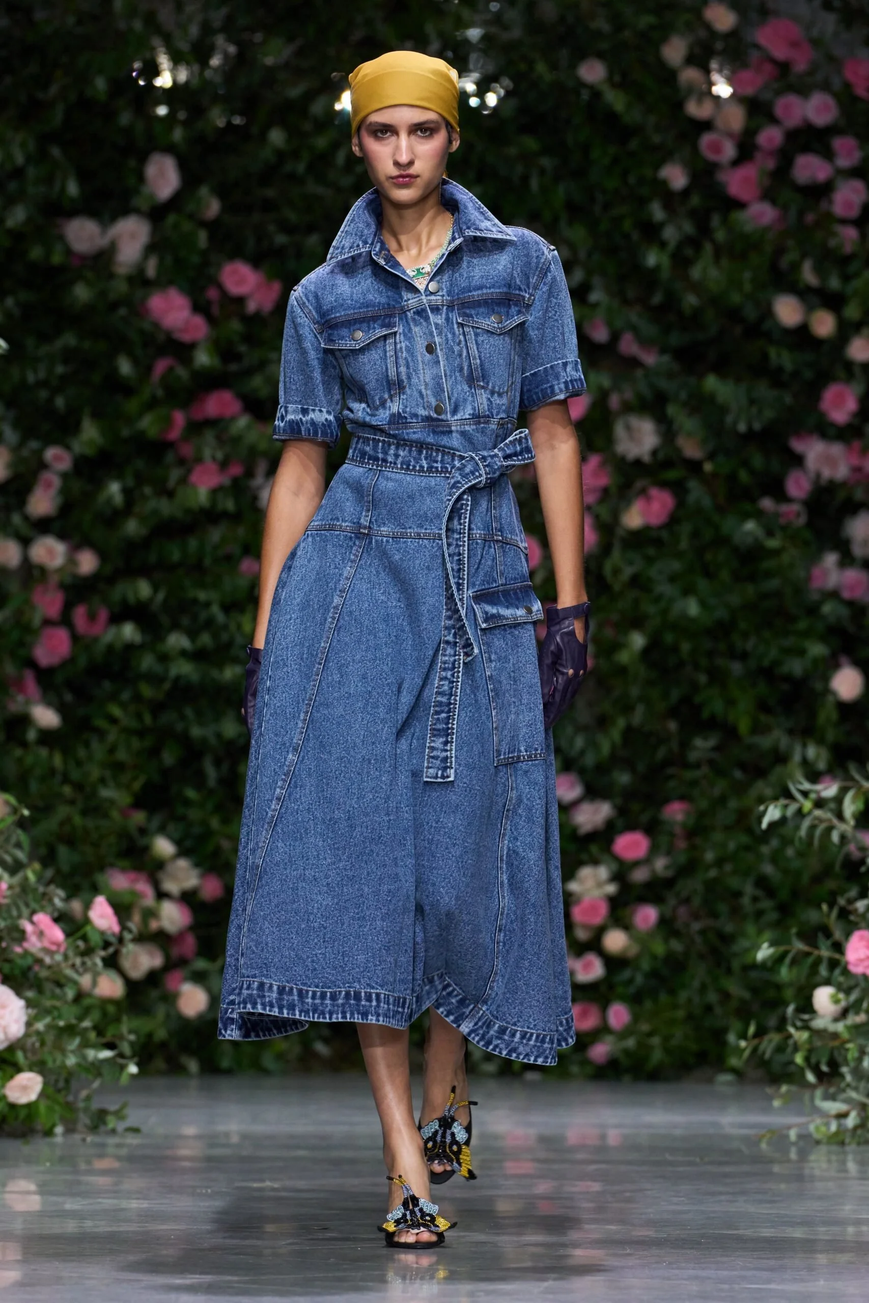 bibhu-mohapatra-spring-2027-ready-to-wear-look-09-scaled.jpg