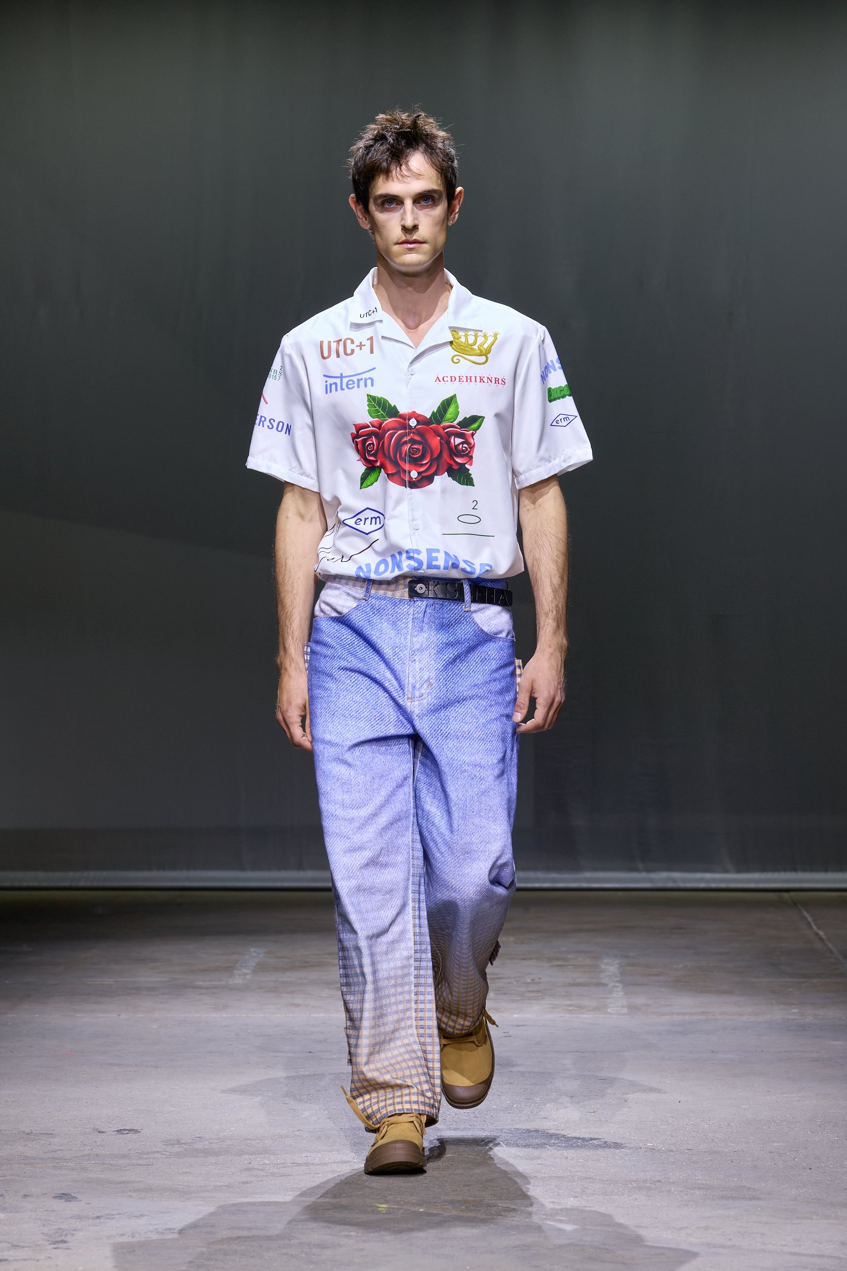 KseniaSchnaider_LFW_RUNWAY_LEO-CORFU_-10.jpg