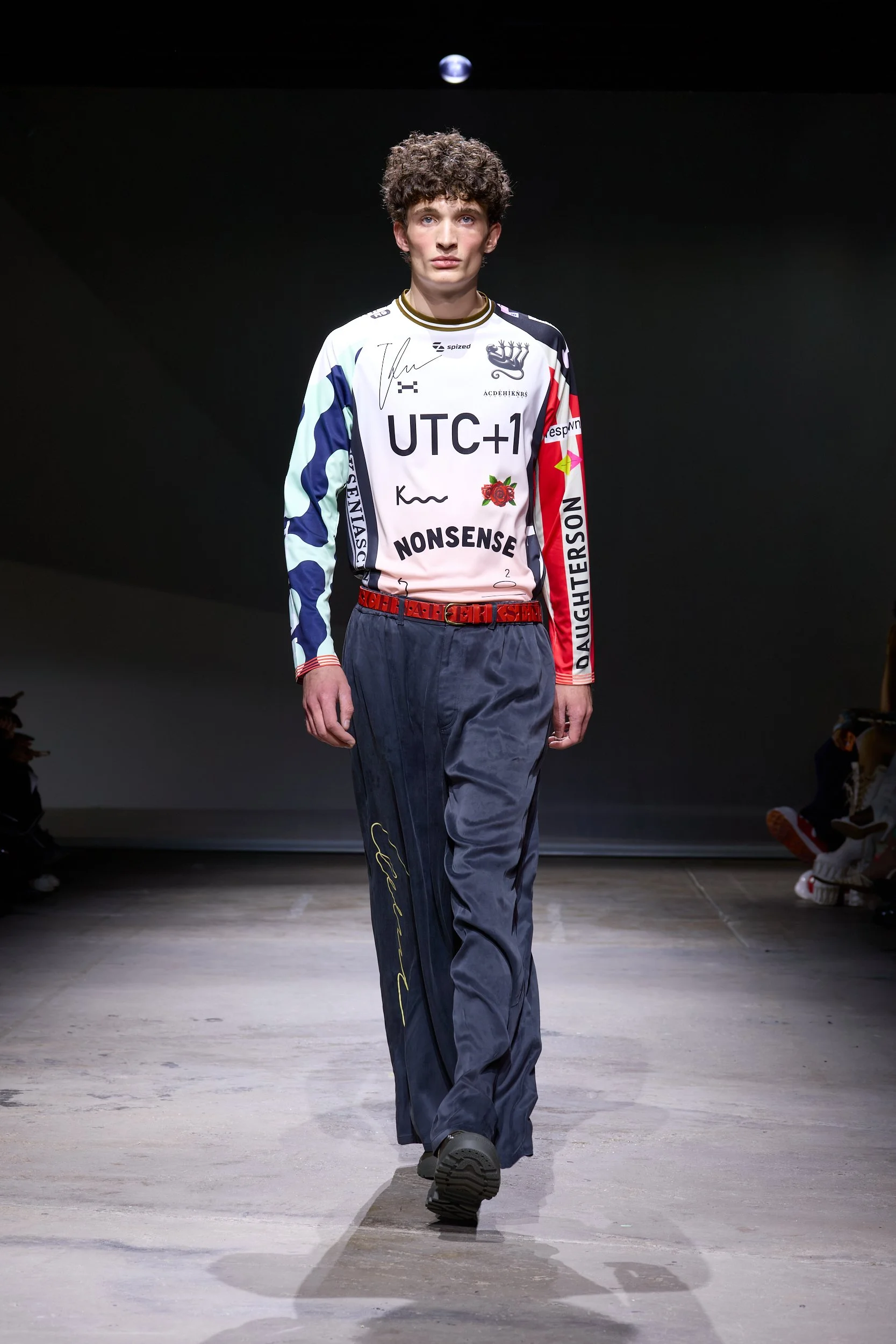 KseniaSchnaider_LFW_RUNWAY_LEO-CORFU_-13.jpg