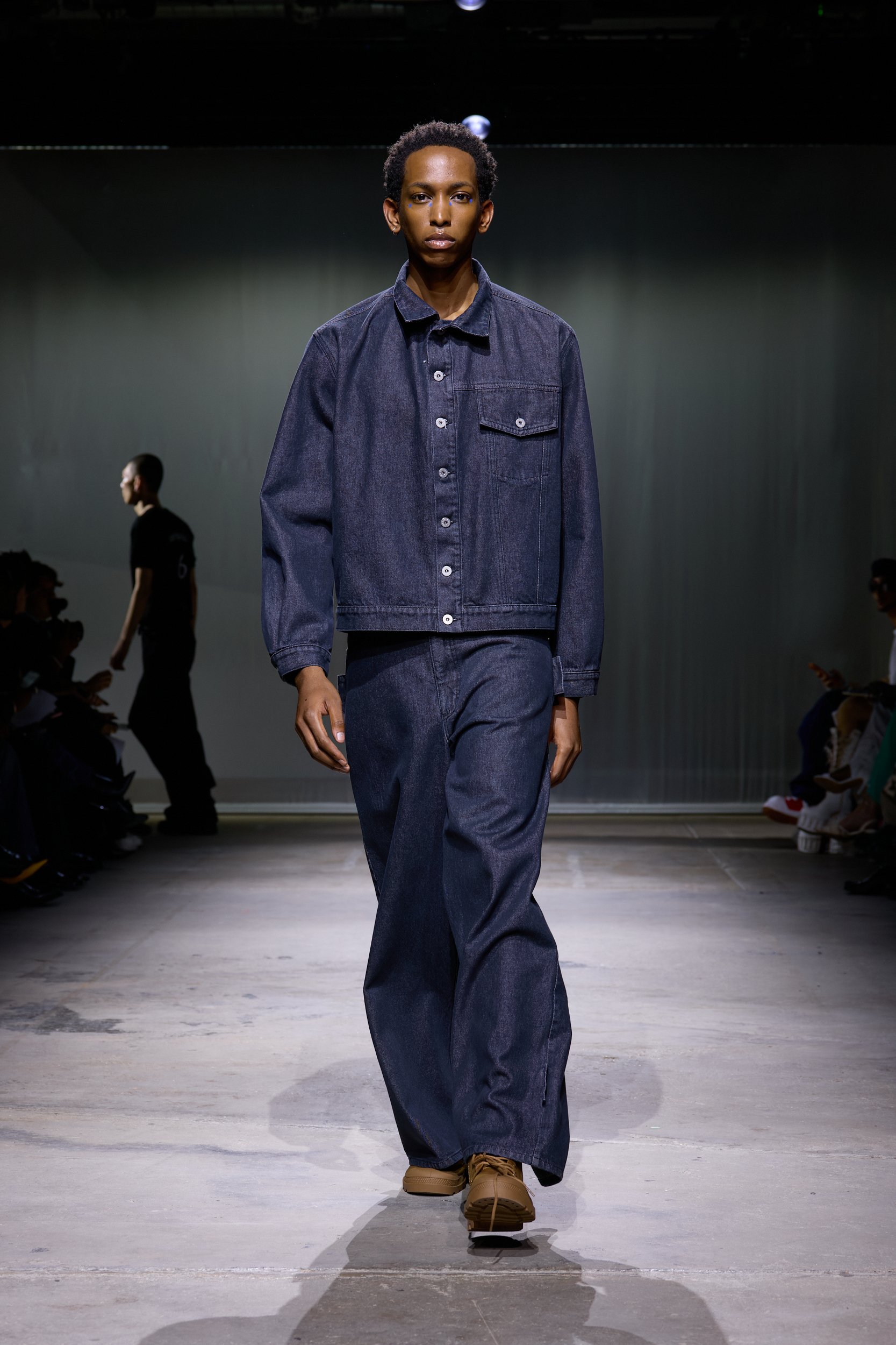 KseniaSchnaider_LFW_RUNWAY_LEO-CORFU_-18.jpg