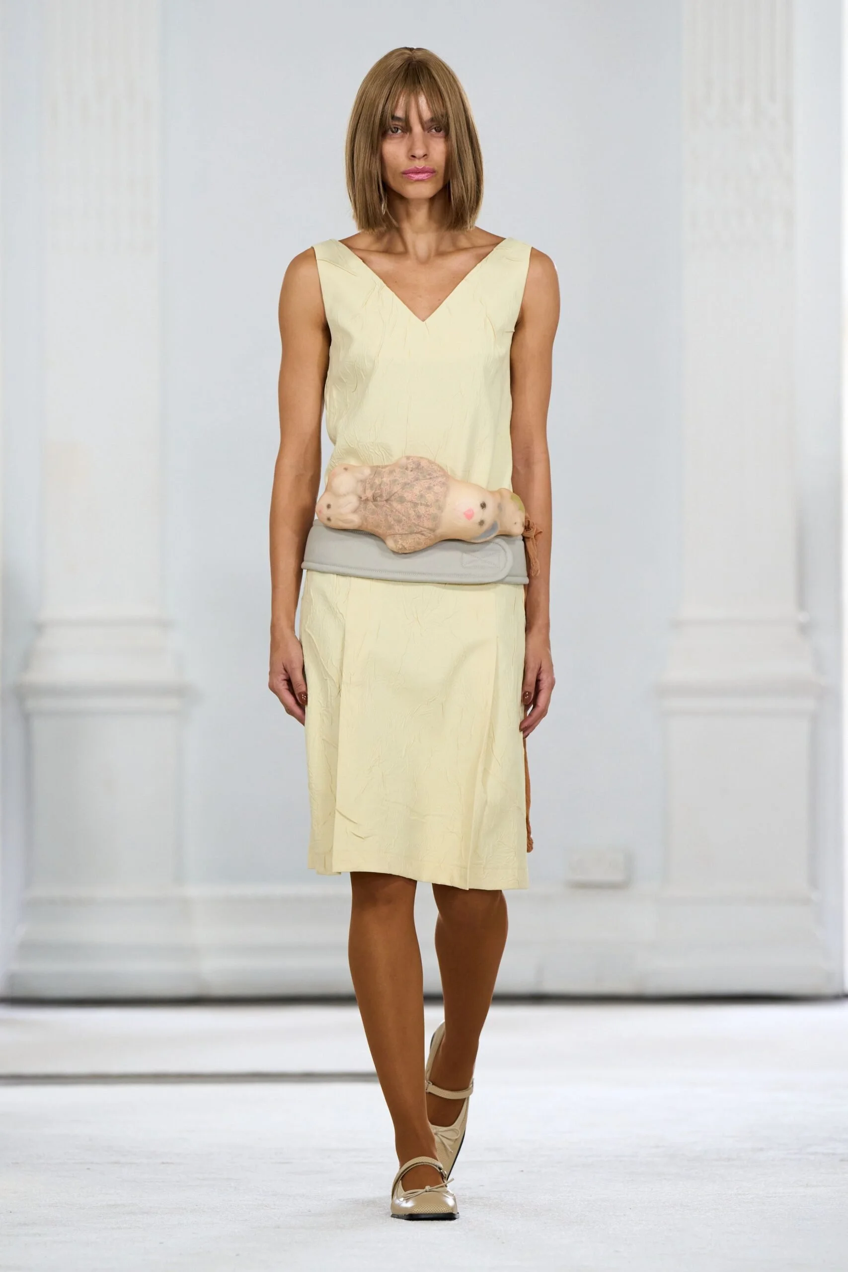 ashley-williams-spring-2027-ready-to-wear-look-07-scaled.jpg
