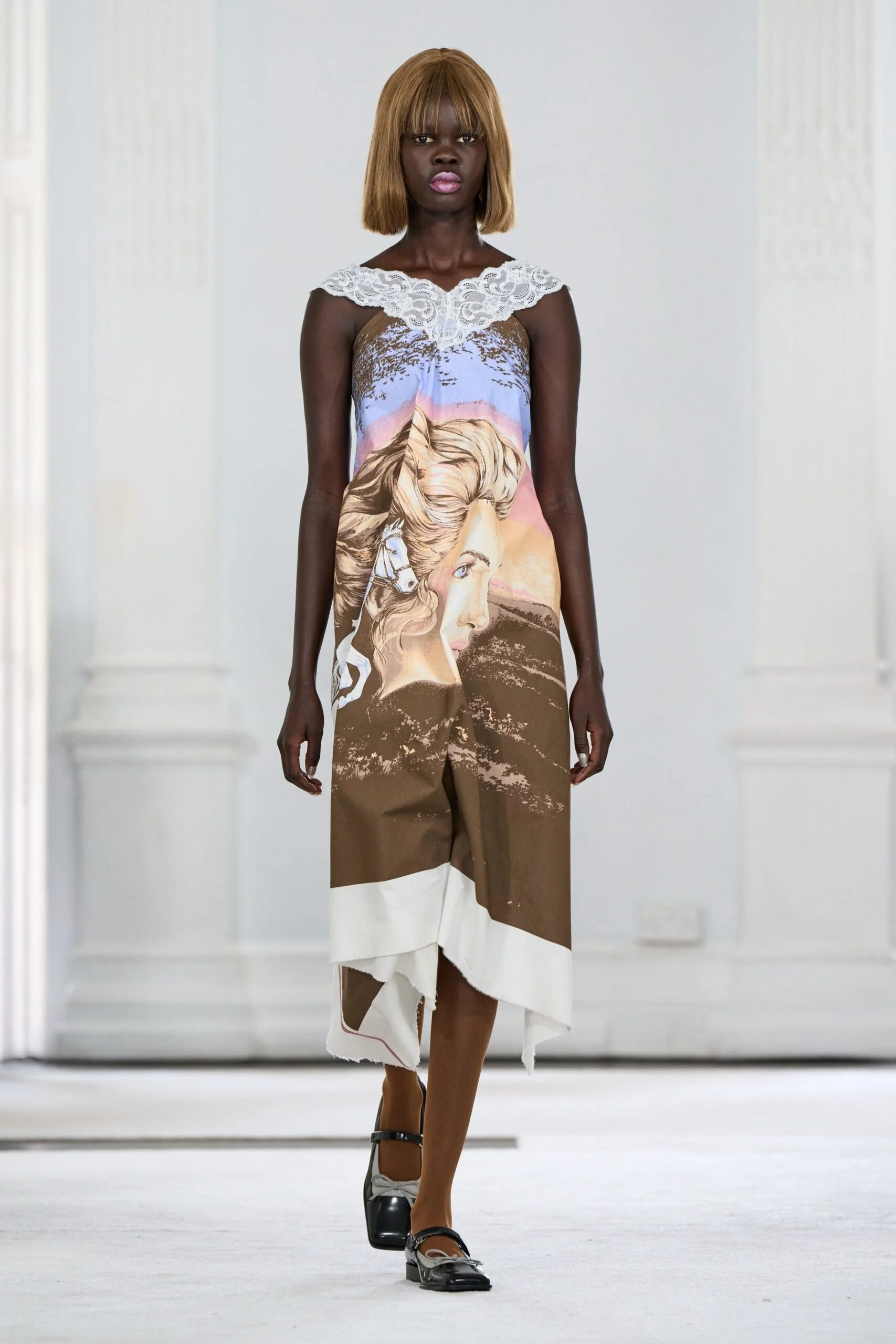 ashley-williams-spring-2027-ready-to-wear-look-08-scaled.jpg