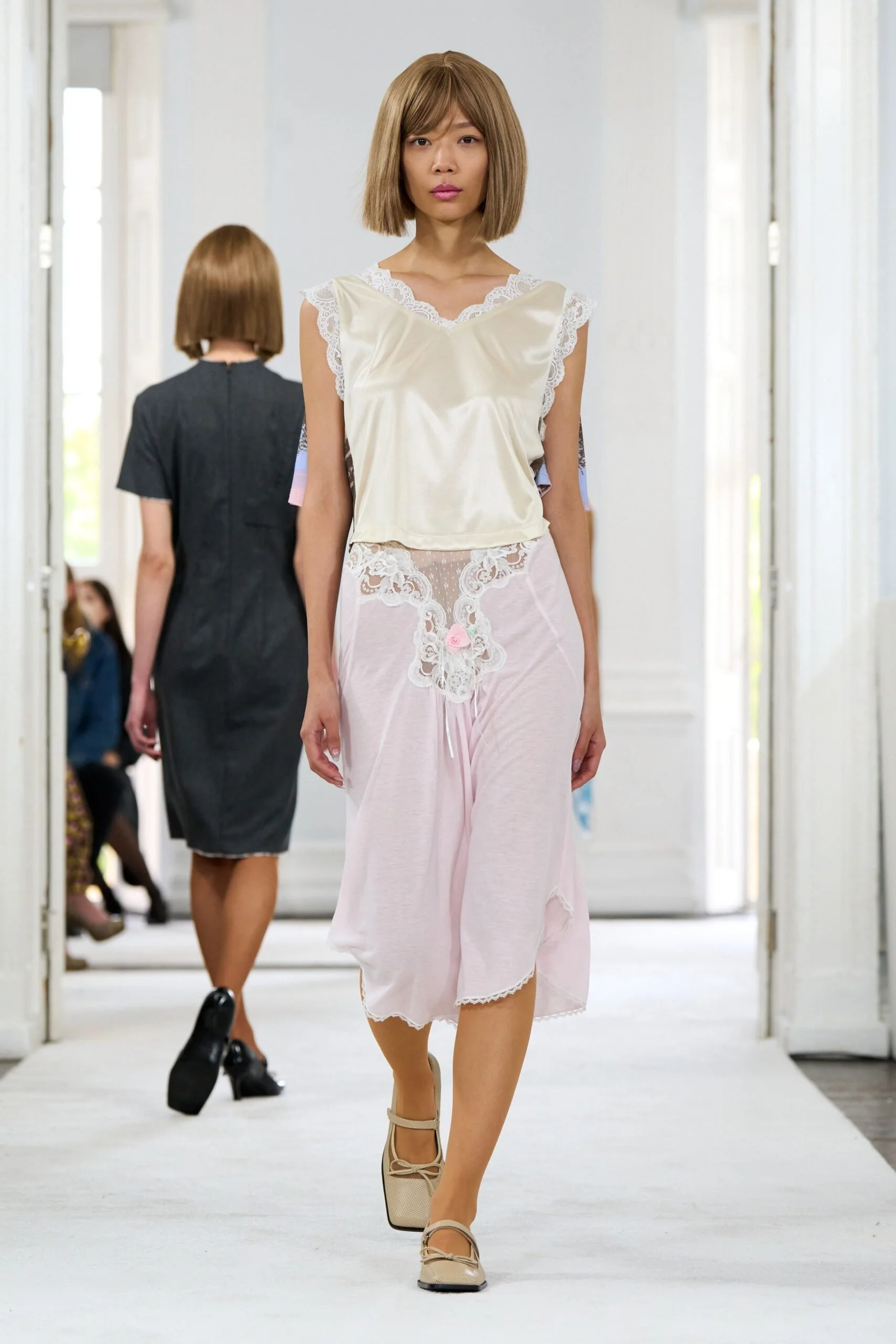 ashley-williams-spring-2027-ready-to-wear-look-37-scaled.jpg