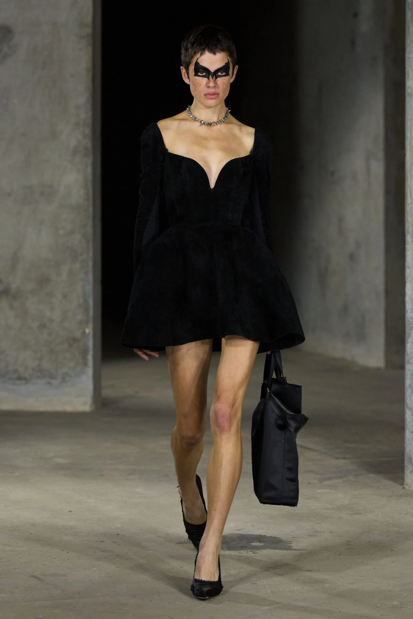 natasha-zinko-spring-2027-ready-to-wear-look-37-scaled.jpg
