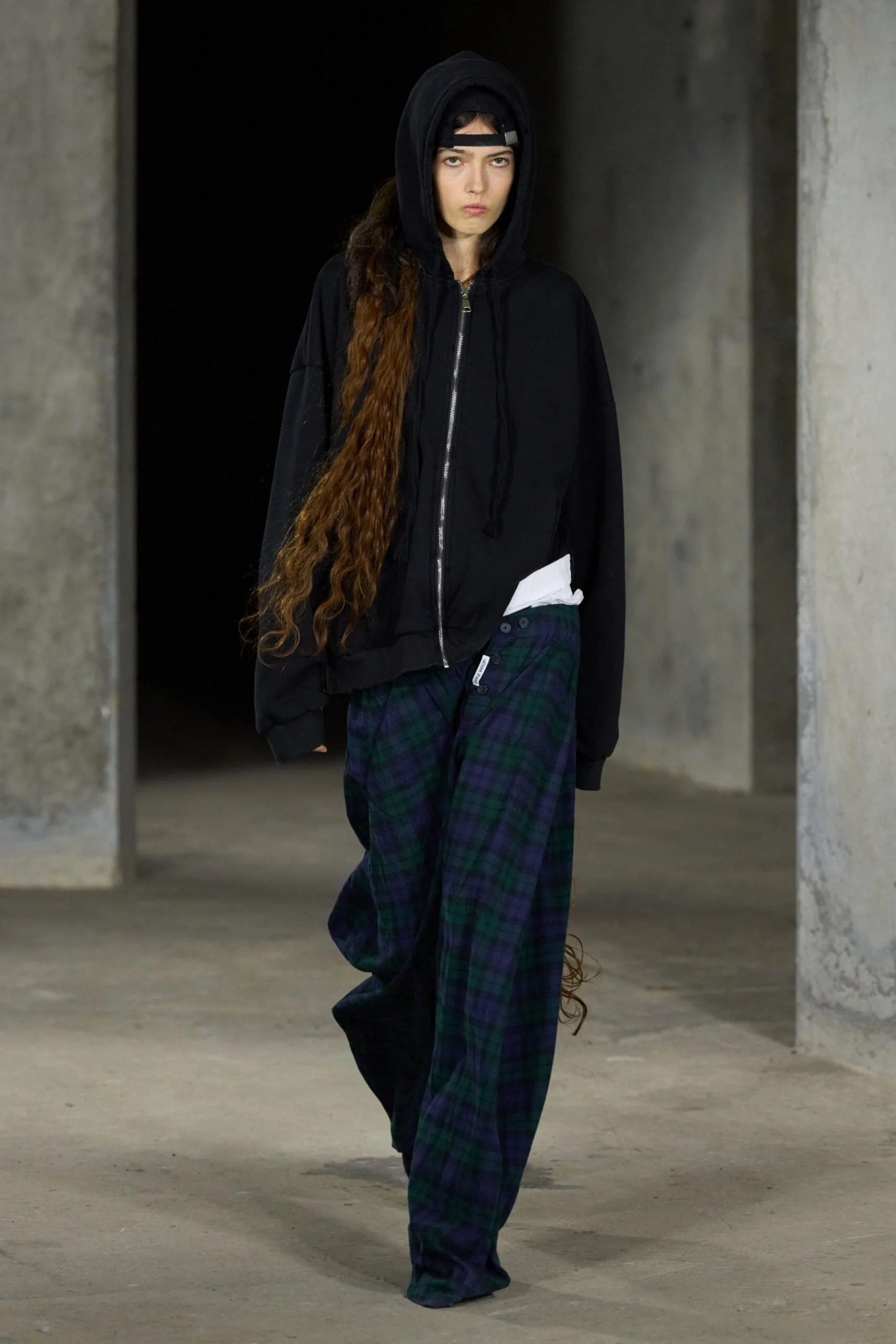 natasha-zinko-spring-2027-ready-to-wear-look-20-scaled.jpg