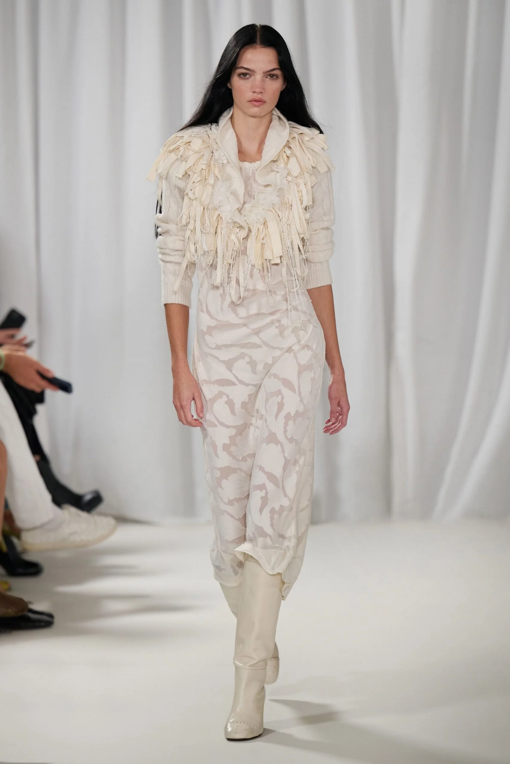 talia-byre-spring-2027-ready-to-wear-look-22-scaled.jpg