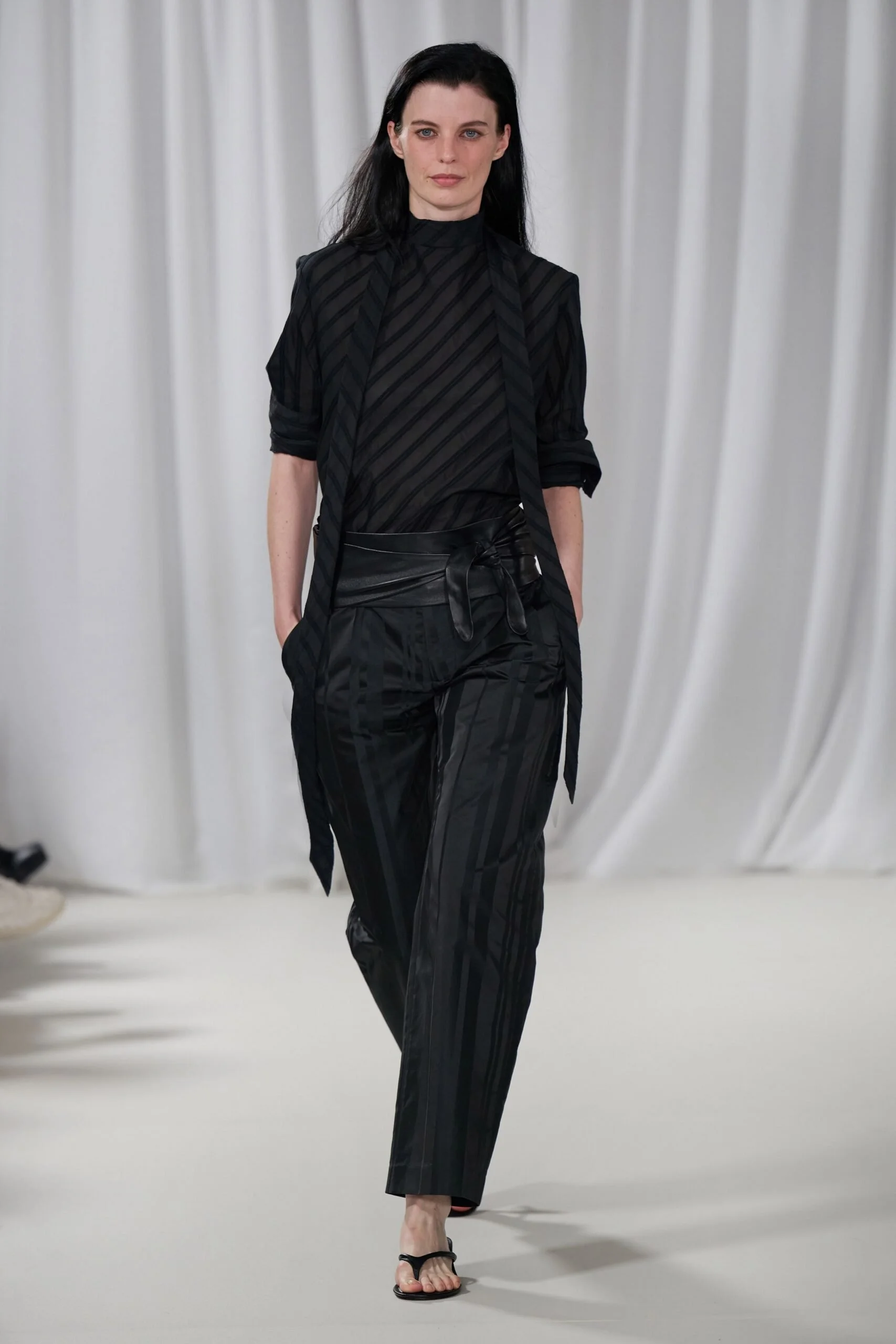 talia-byre-spring-2027-ready-to-wear-look-26-scaled.jpg
