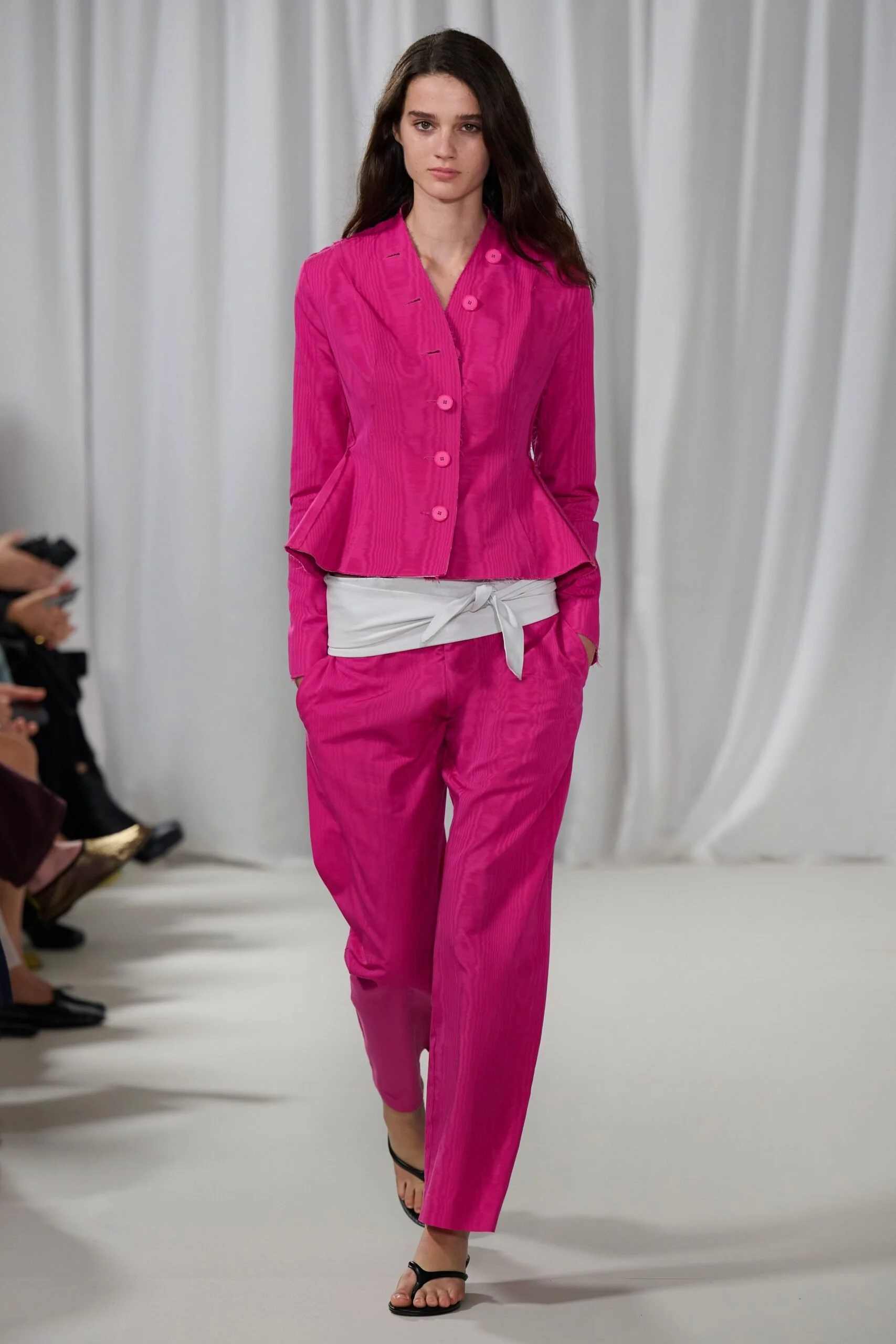 talia-byre-spring-2027-ready-to-wear-look-06-scaled.jpg