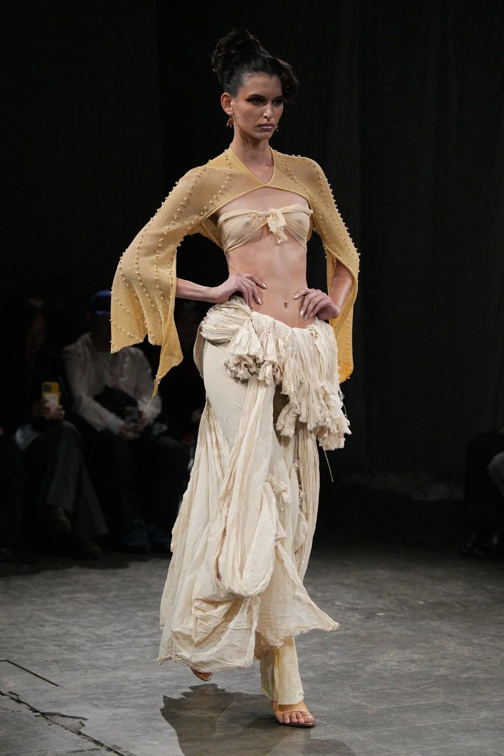 paolo-carzana-spring-2027-ready-to-wear-look-02.jpg