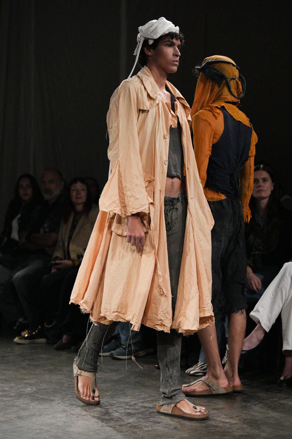 paolo-carzana-spring-2027-ready-to-wear-look-20.jpg