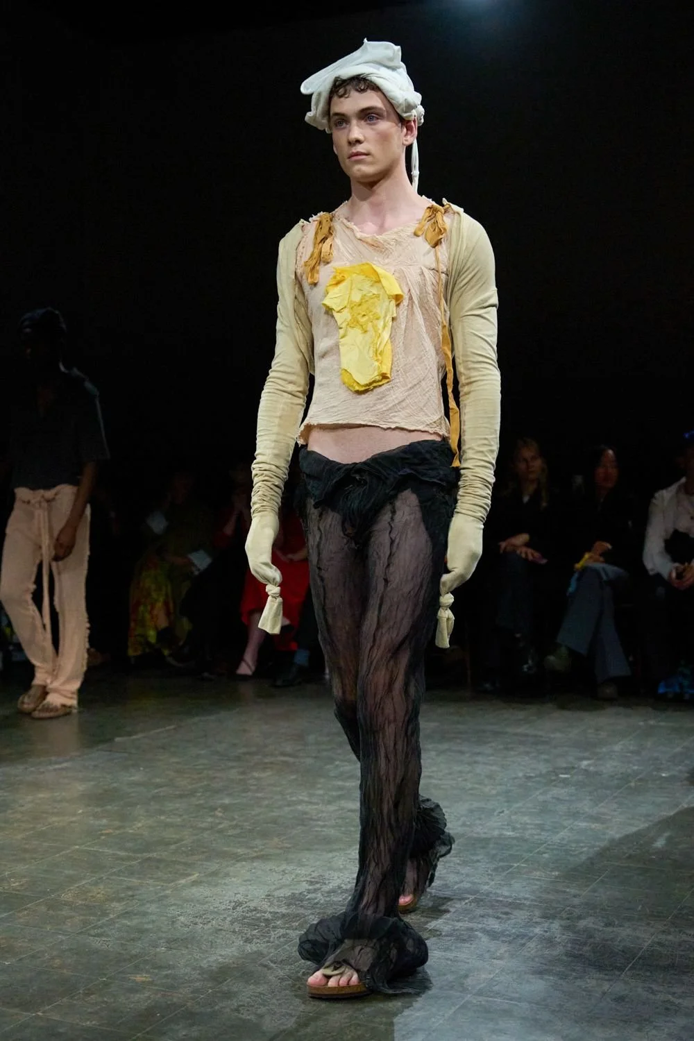paolo-carzana-spring-2027-ready-to-wear-look-22.jpg