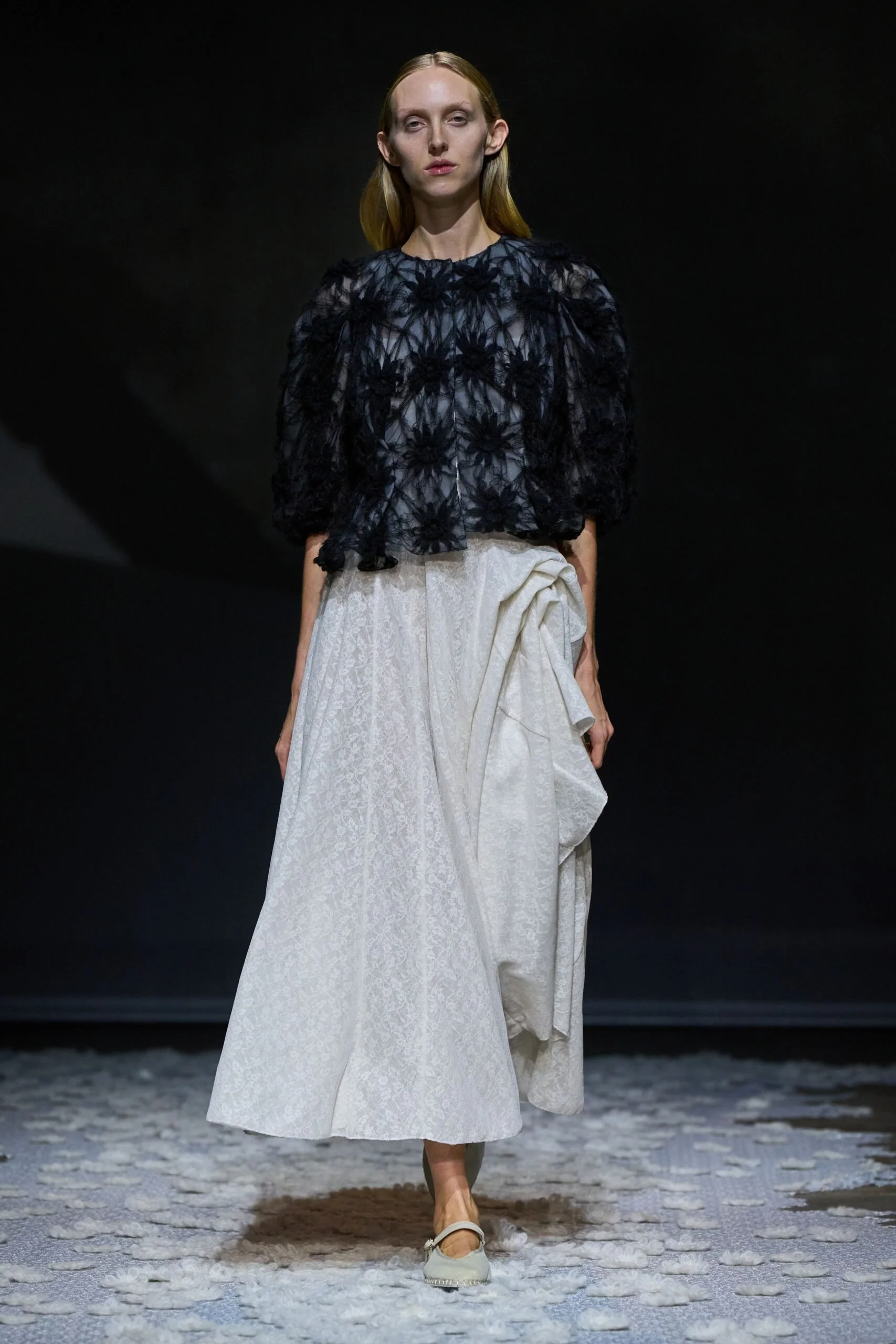 pauline-dujancourt-spring-2027-ready-to-wear-look-14-scaled.jpg