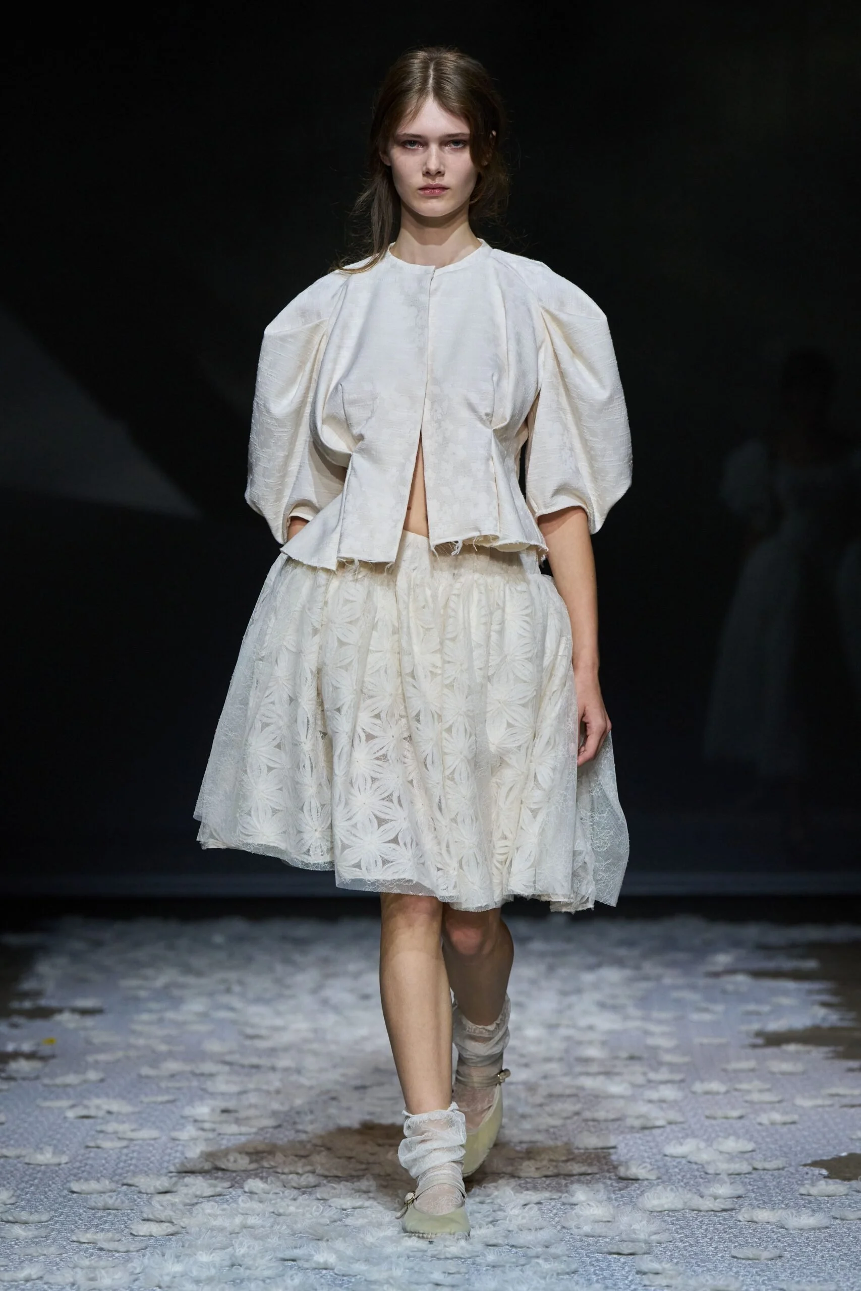 pauline-dujancourt-spring-2027-ready-to-wear-look-23-scaled.jpg