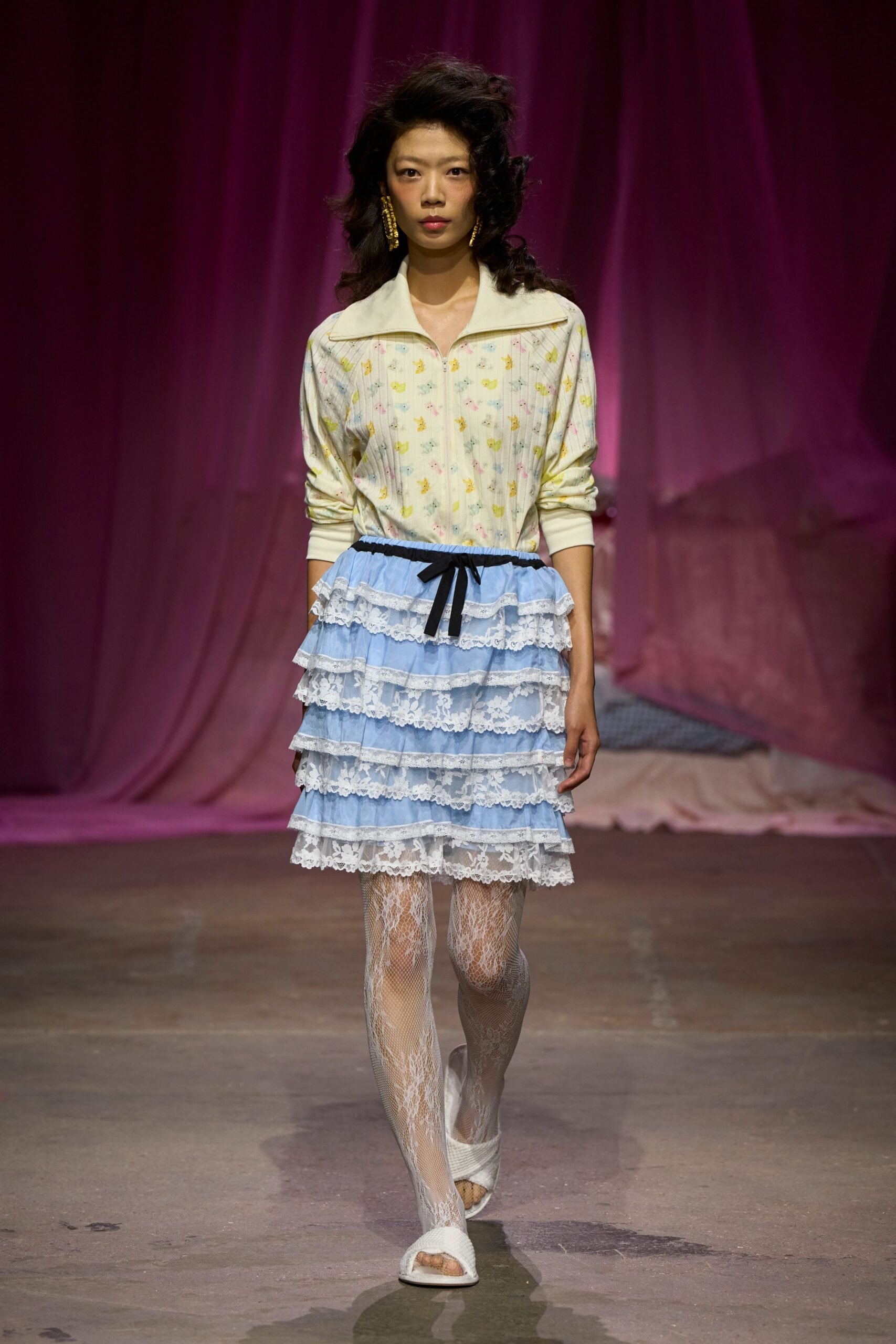 yuhan-wang-spring-2027-ready-to-wear-look-22-scaled.jpg
