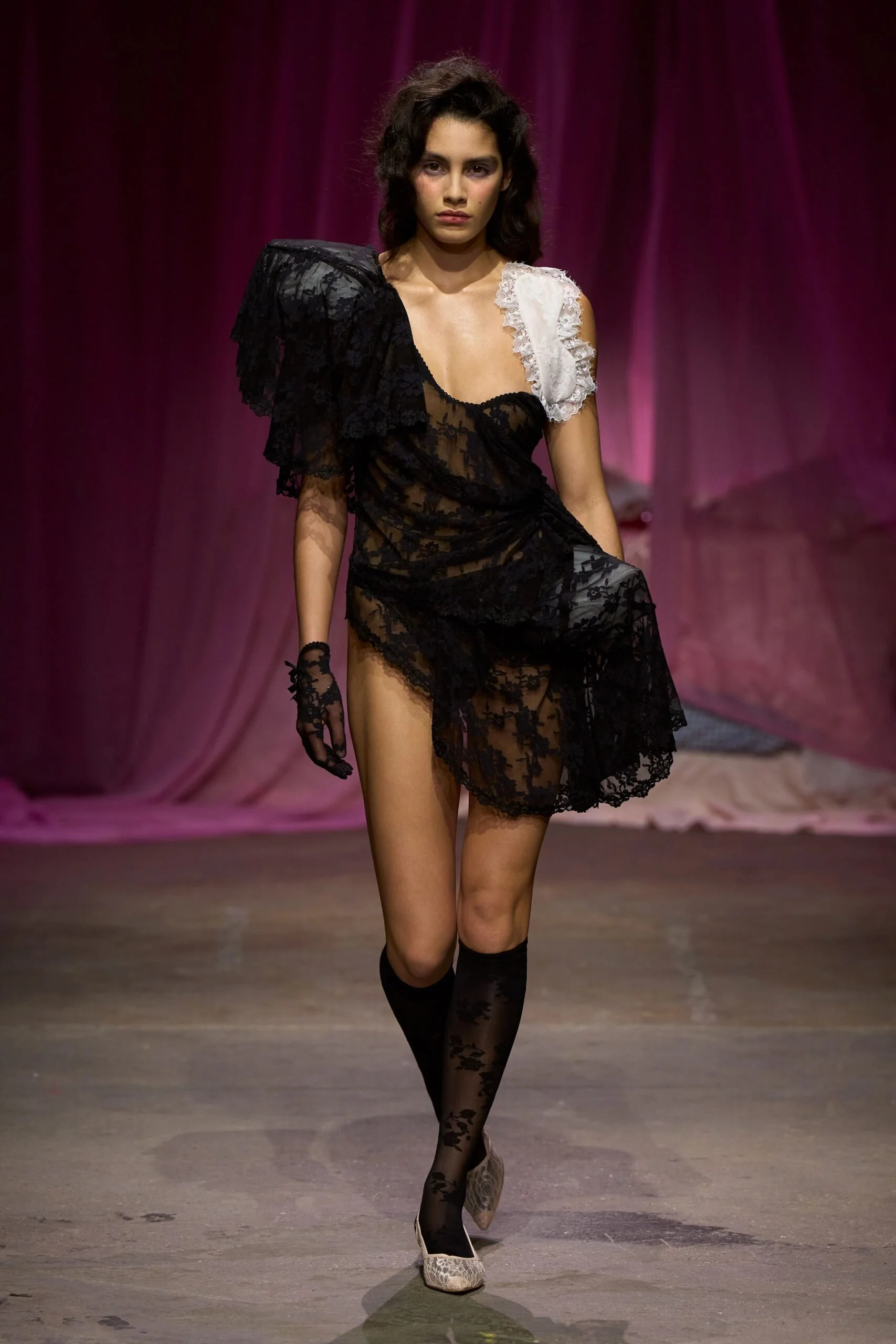 yuhan-wang-spring-2027-ready-to-wear-look-29-scaled.jpg