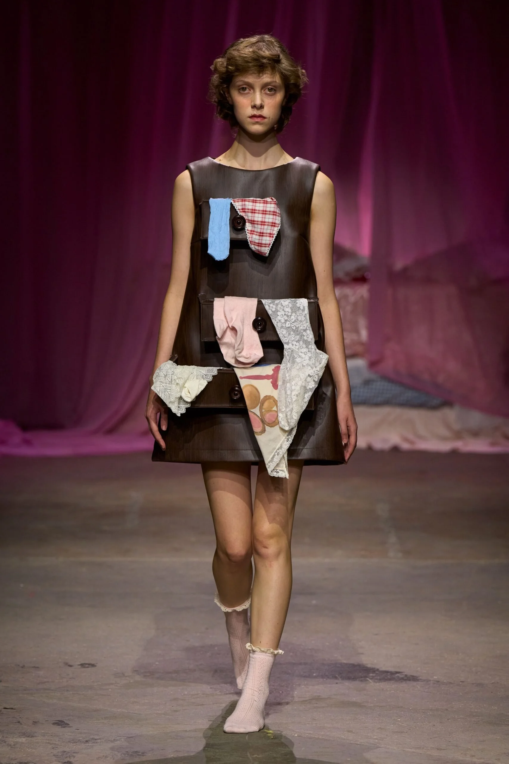 yuhan-wang-spring-2027-ready-to-wear-look-08-scaled.jpg