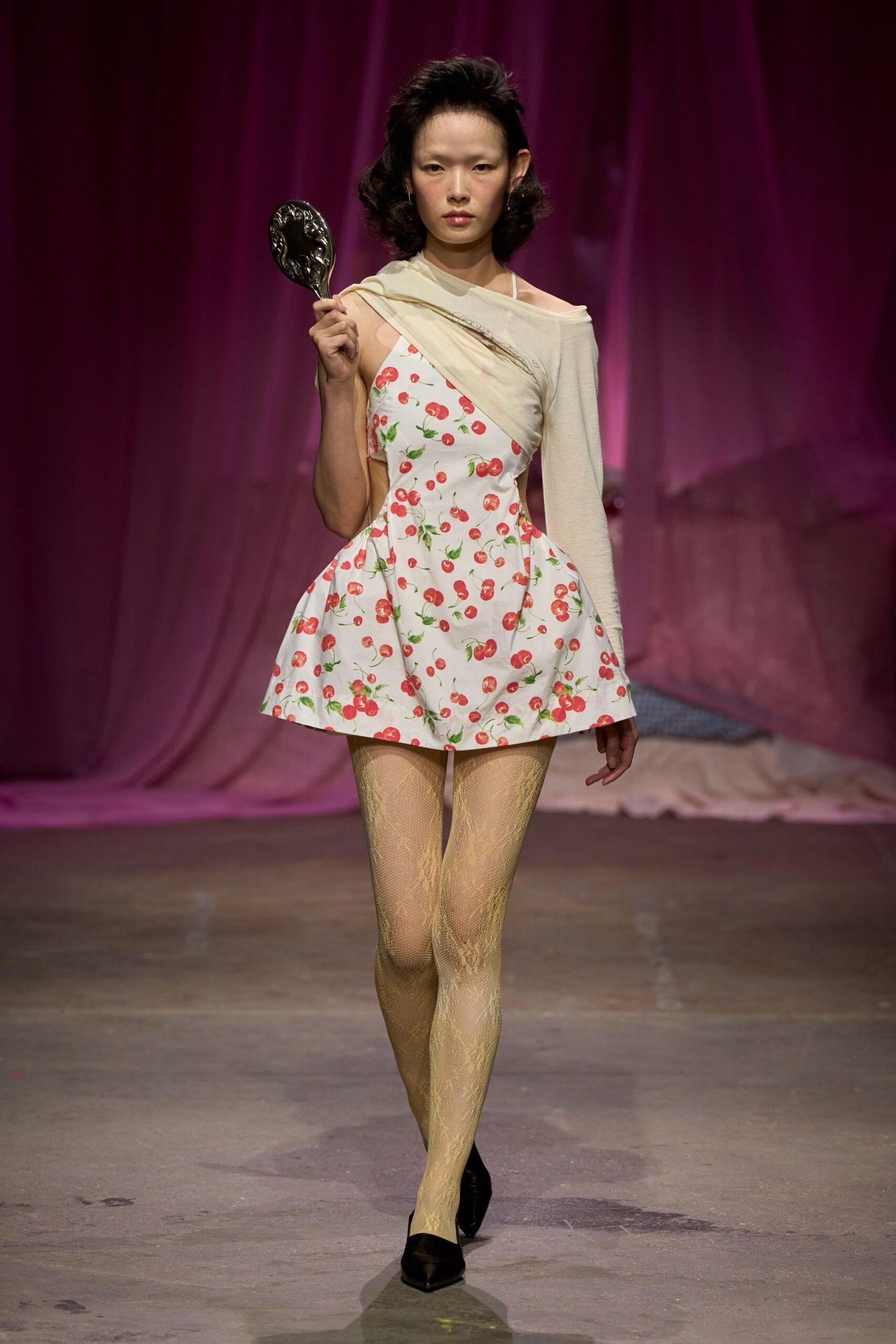 yuhan-wang-spring-2027-ready-to-wear-look-14-scaled.jpg