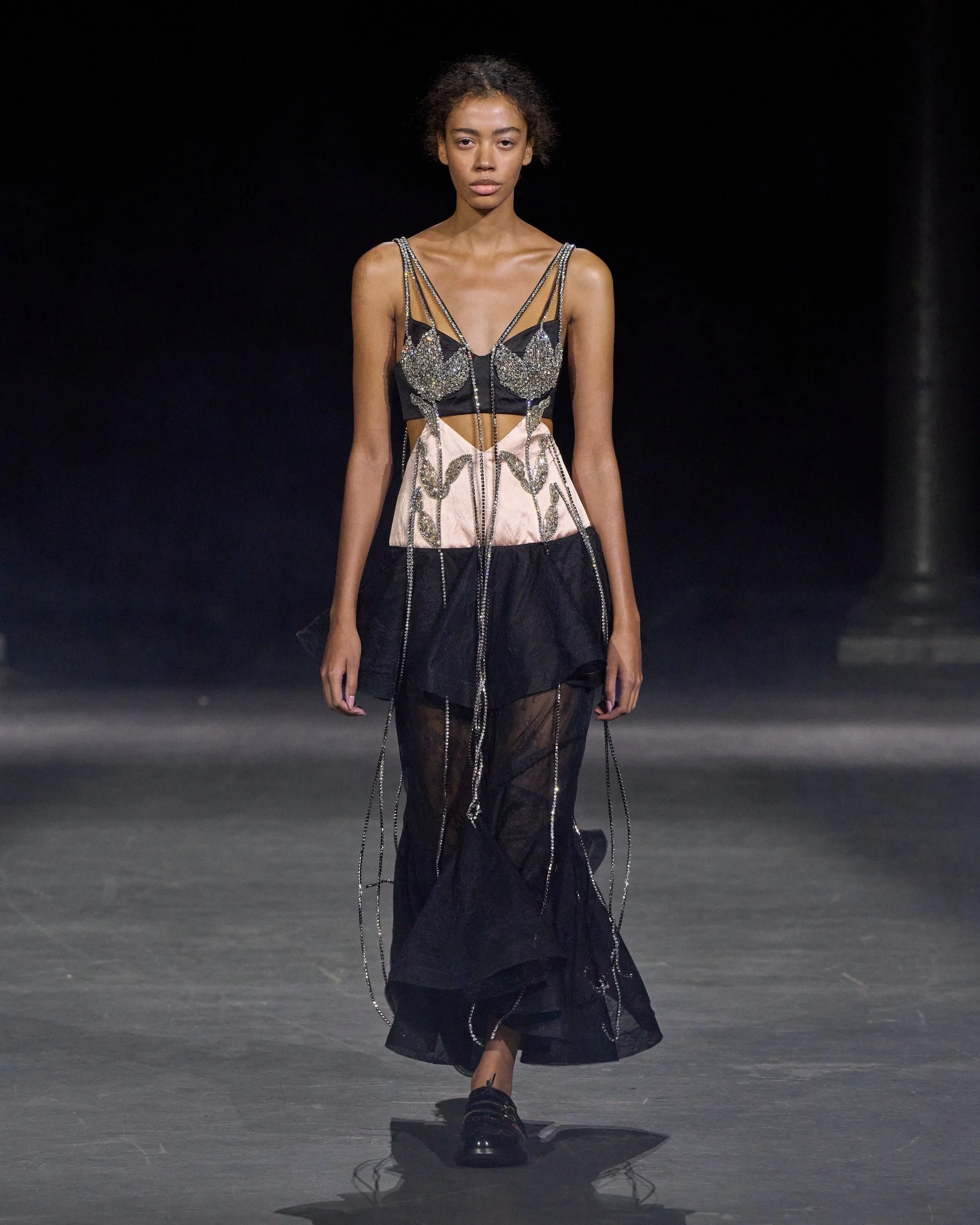 ERDEM_Spring_Summer_2027_-_Look_4_4b9bb752-796b-4dcb-af32-272c3ee0e52d.jpg
