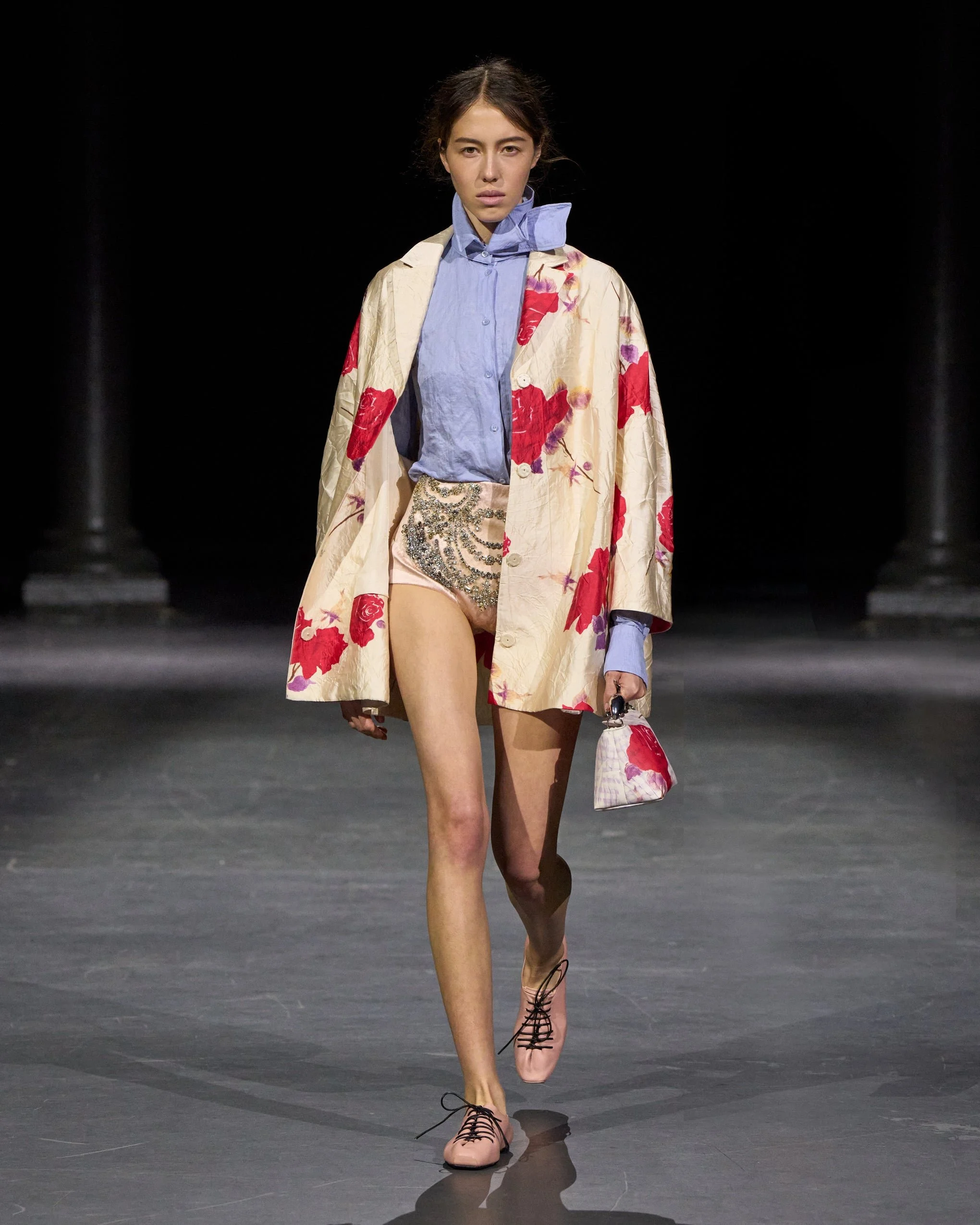 ERDEM_Spring_Summer_2027_-_Look_21_f3f7bcb2-8612-437a-a8ae-7ce995ee257f.jpg