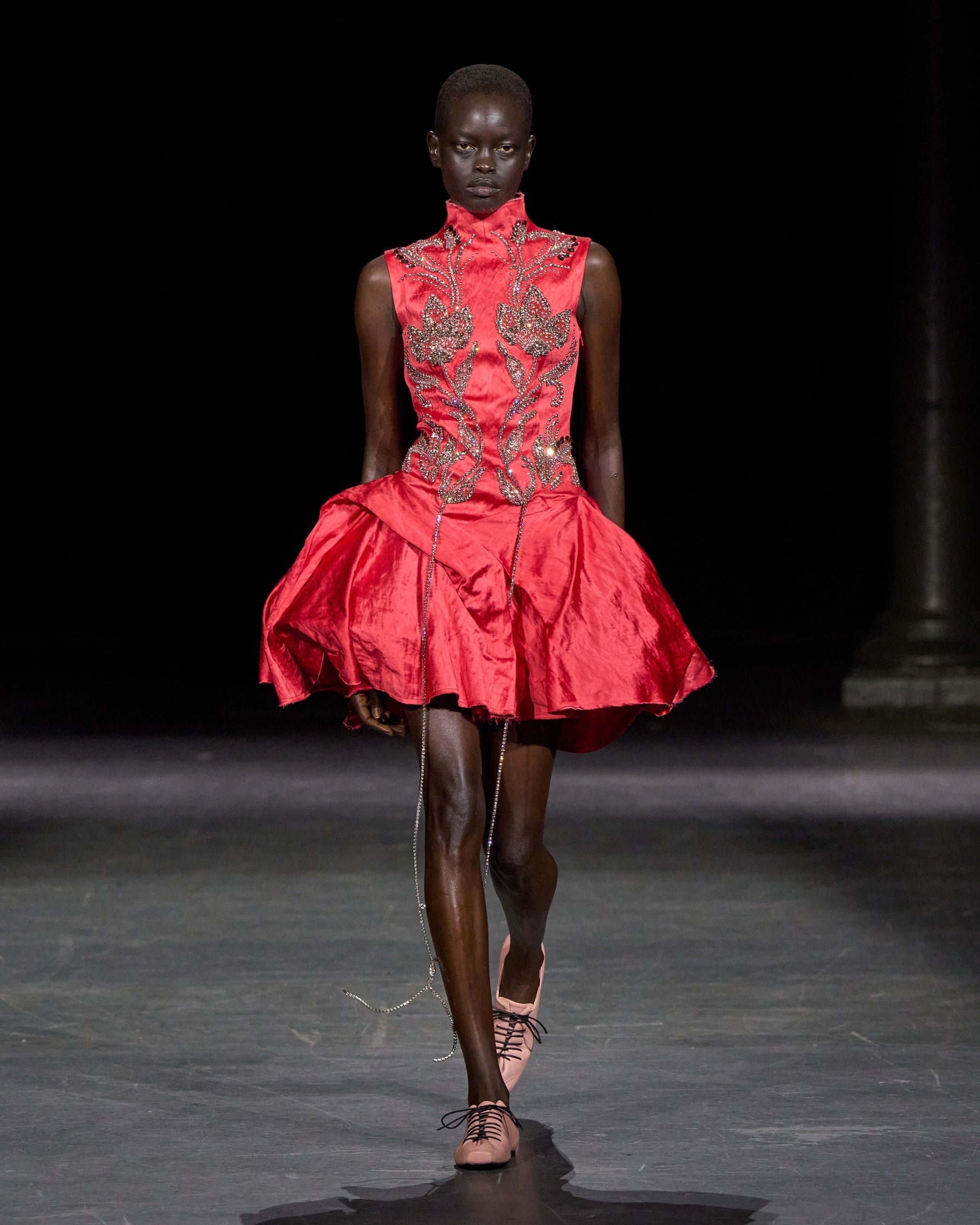 ERDEM_Spring_Summer_2027_-_Look_28_ec4a9623-4e71-4b11-8d70-035c78c994c5.jpg