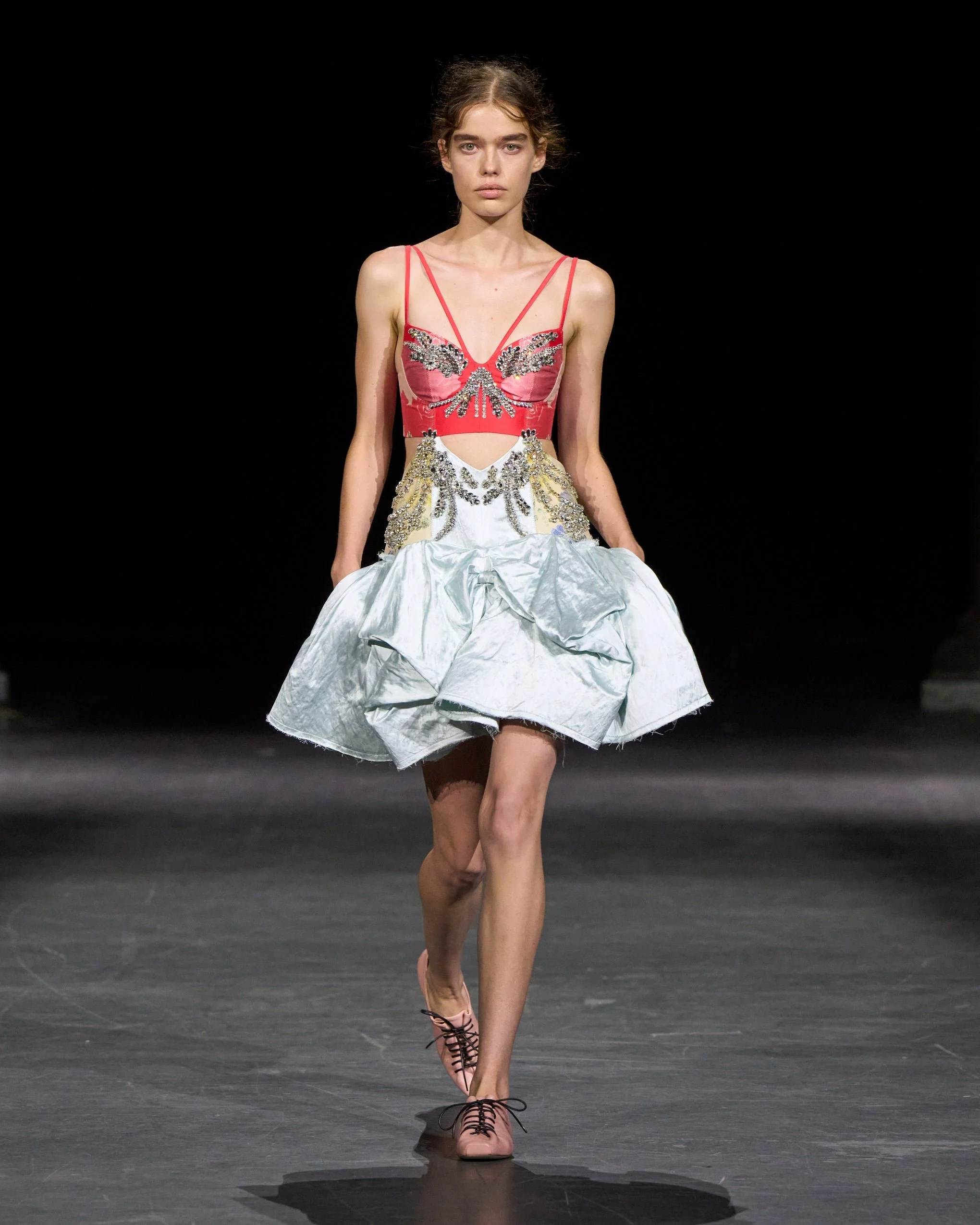 ERDEM_Spring_Summer_2027_-_Look_29_28e2eab9-1eaa-4e13-9e90-ced20dddc0ea.jpg