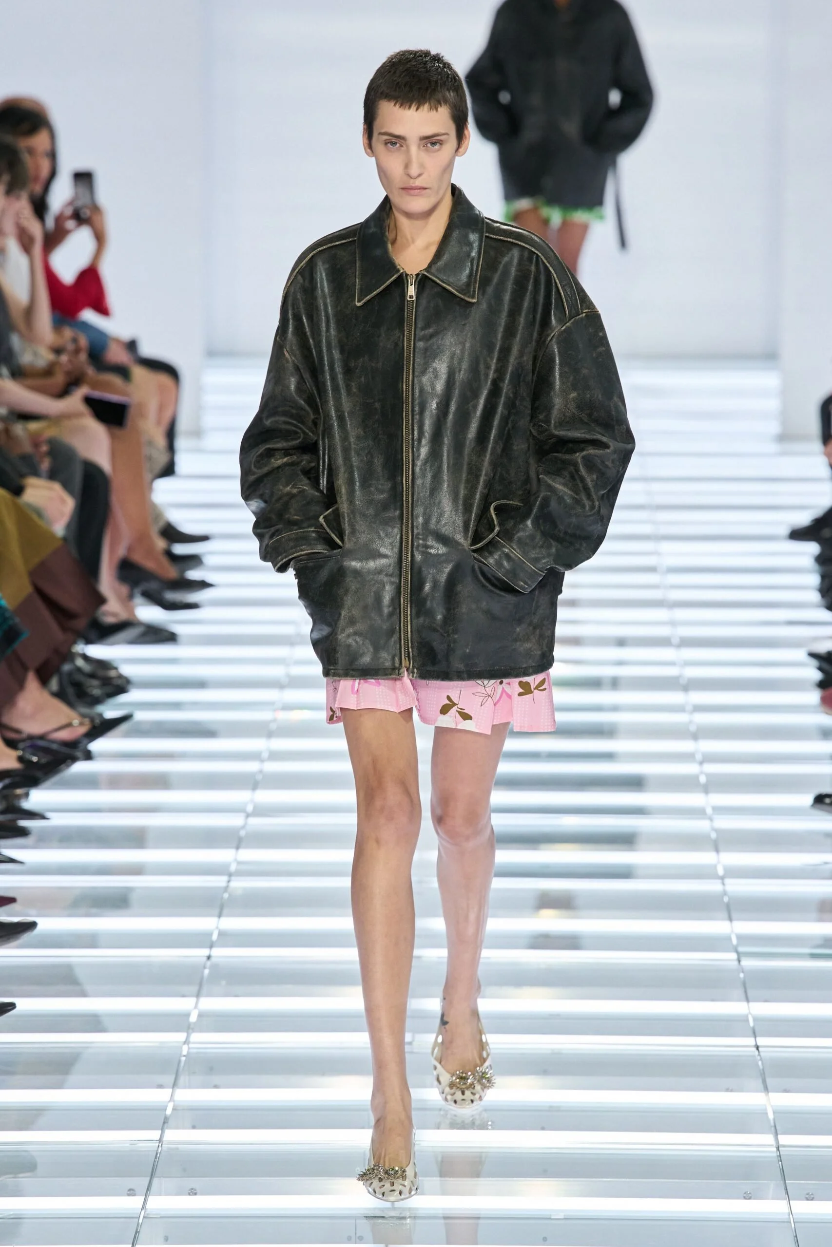 prada-spring-2027-ready-to-wear-look-05-scaled.jpg