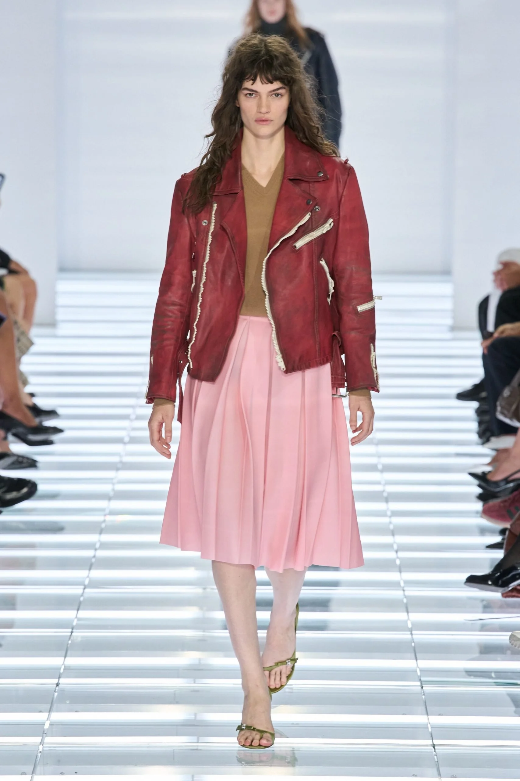 prada-spring-2027-ready-to-wear-look-17-scaled.jpg