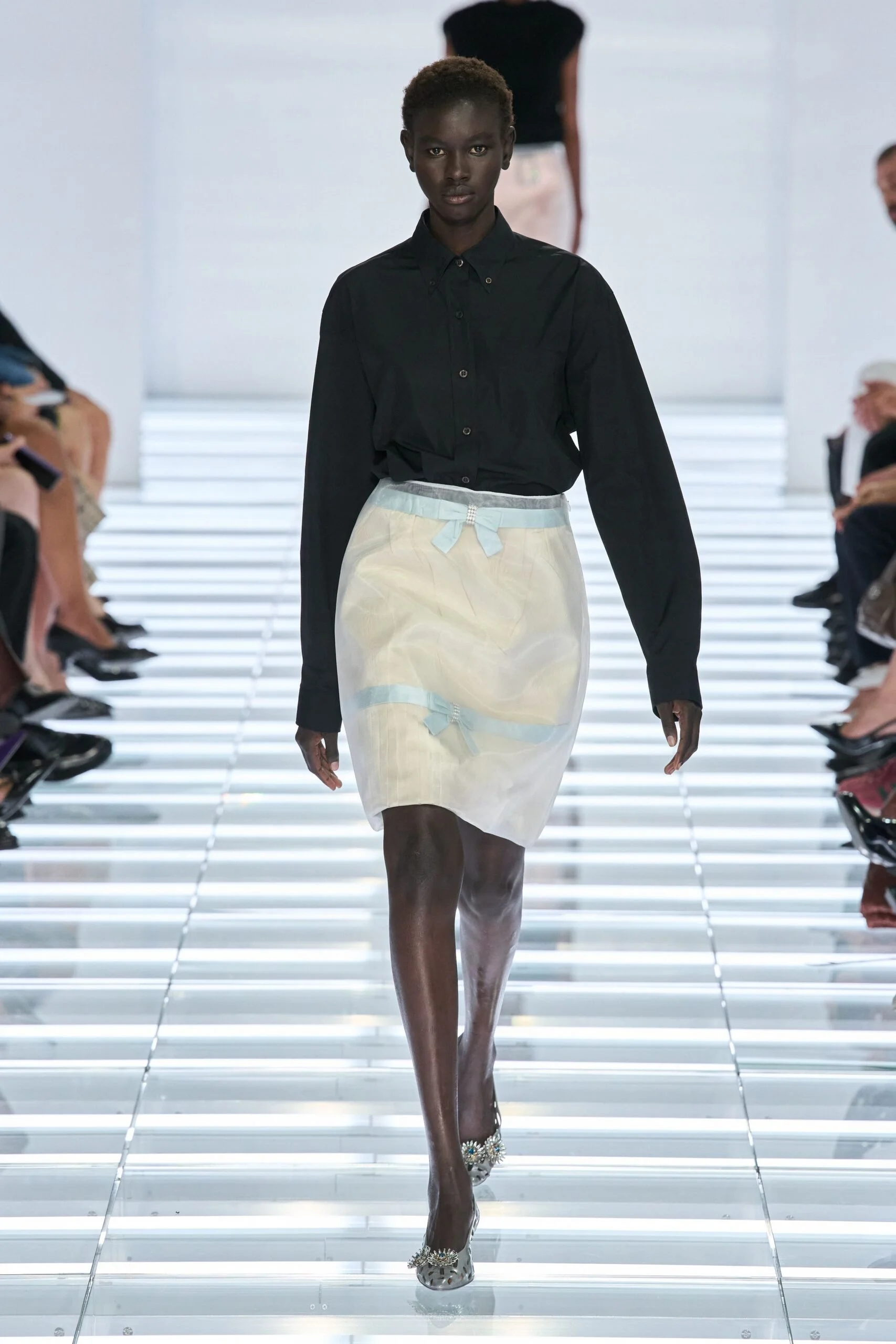 prada-spring-2027-ready-to-wear-look-19-scaled.jpg