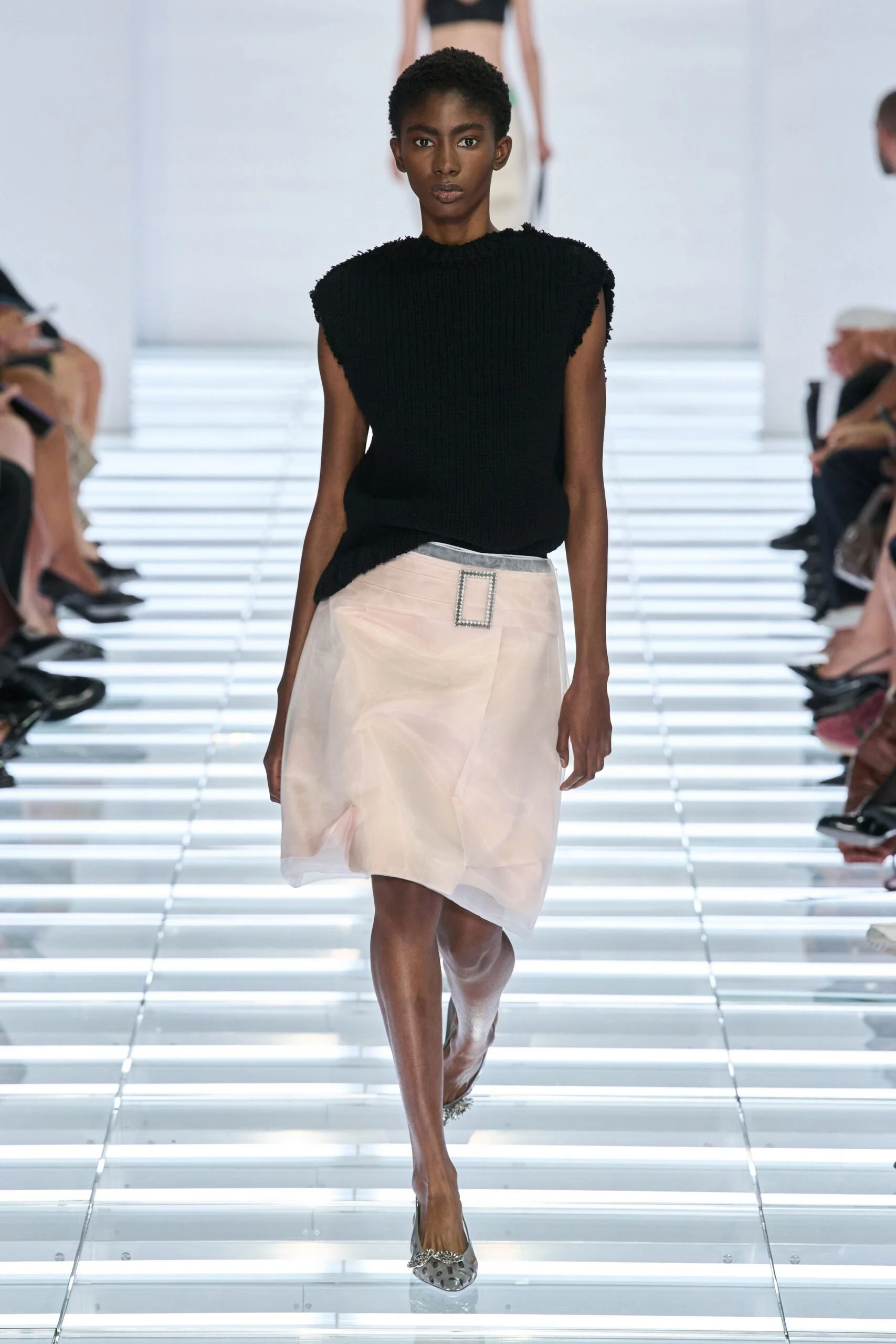 prada-spring-2027-ready-to-wear-look-20-scaled.jpg