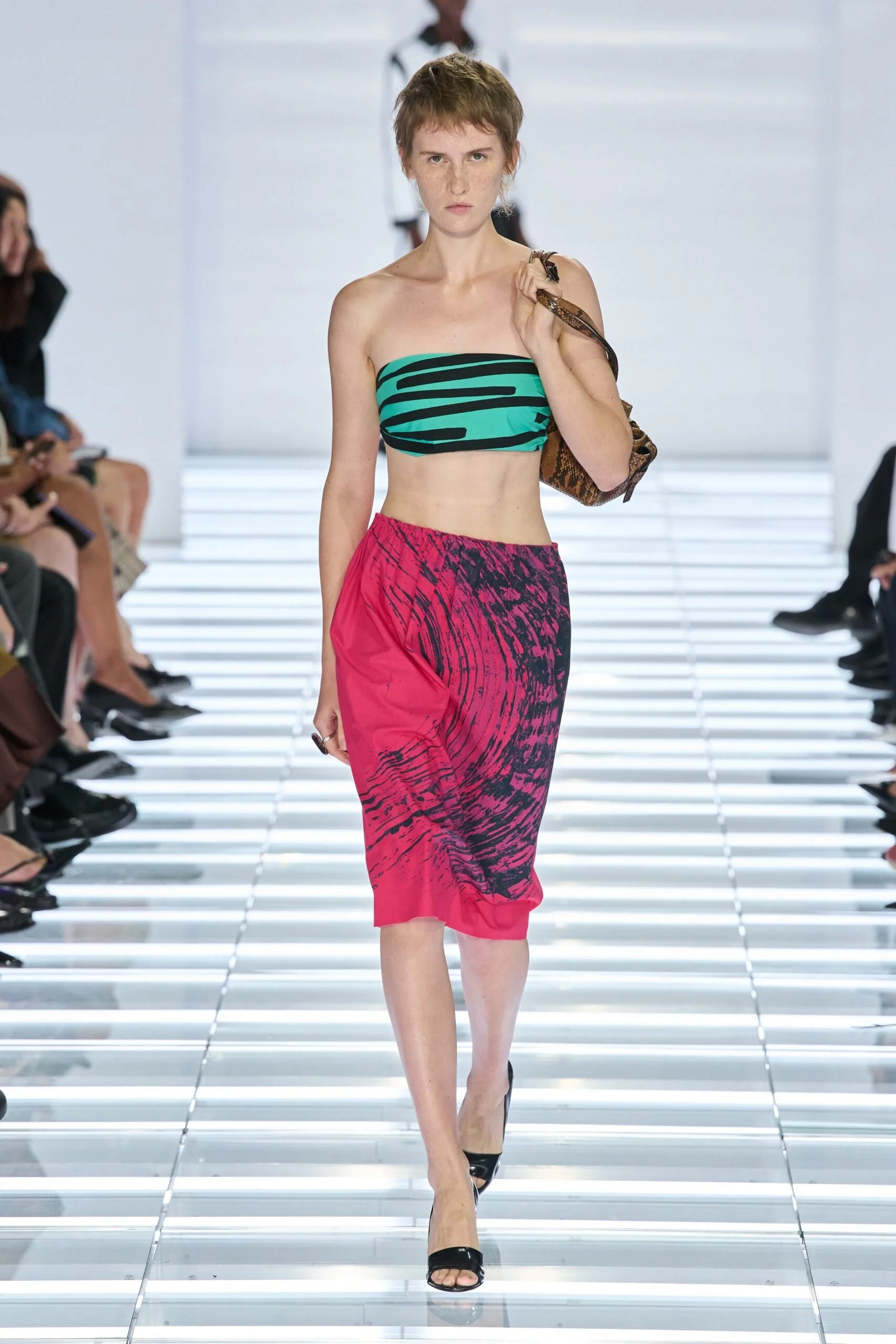 prada-spring-2027-ready-to-wear-look-35-scaled.jpg
