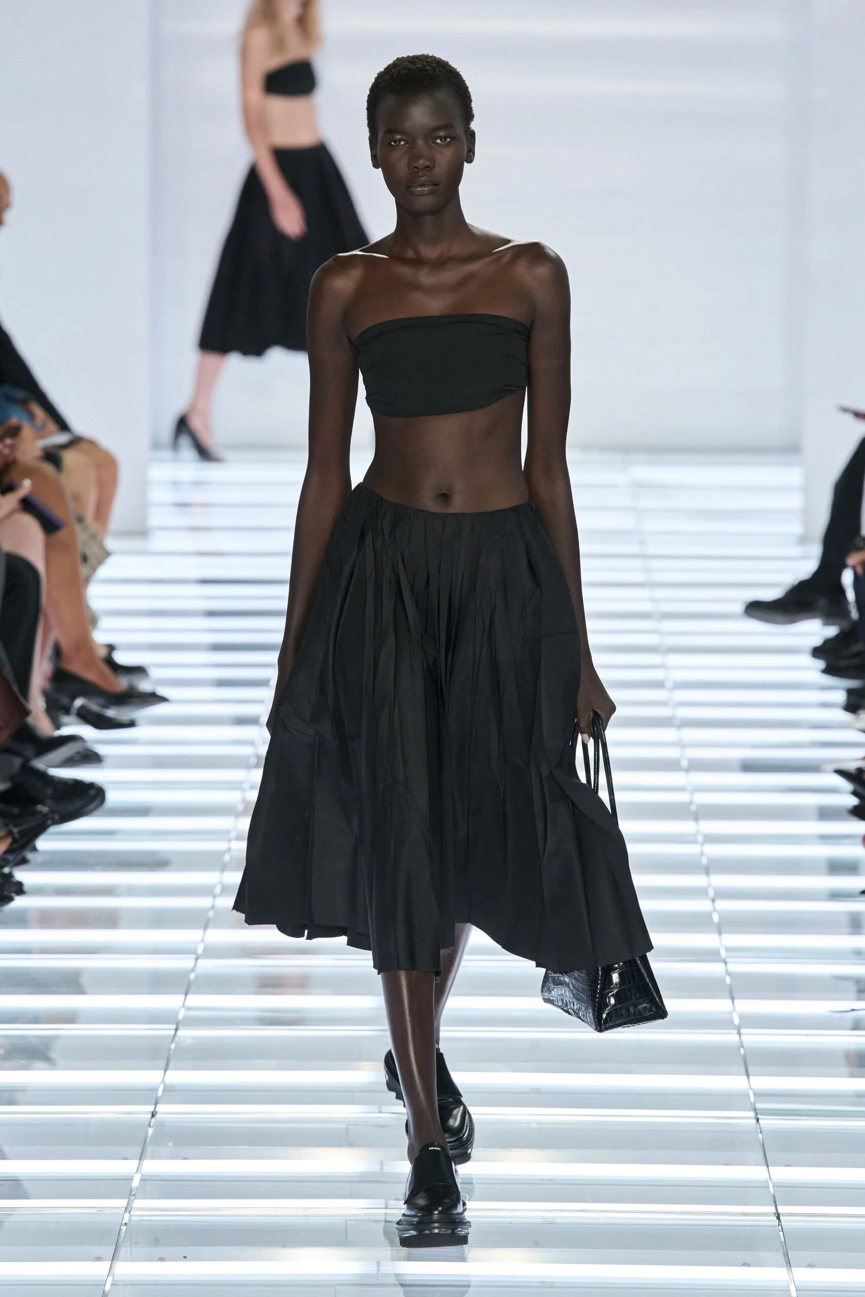 prada-spring-2027-ready-to-wear-look-40-scaled.jpg