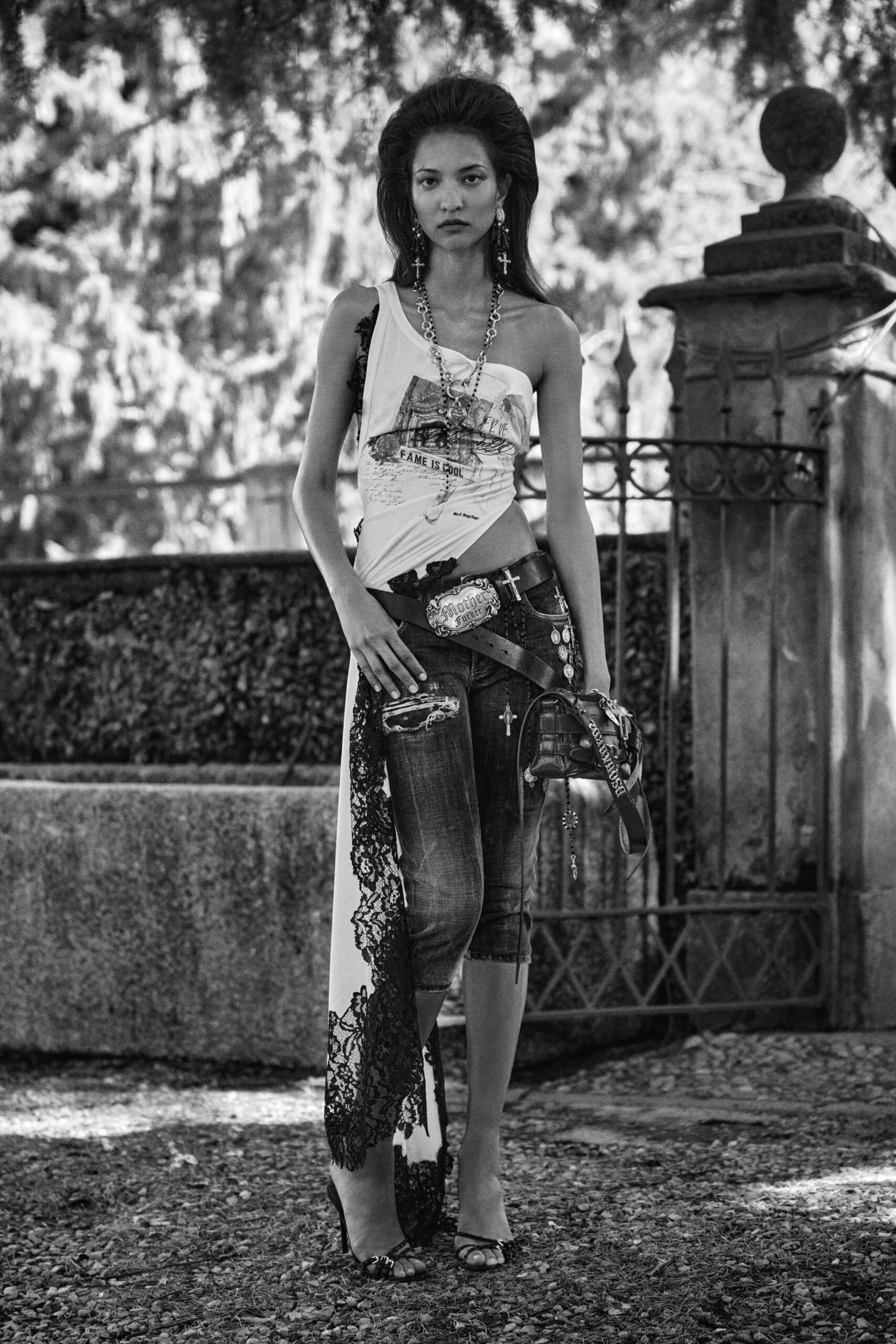 dsquared2-spring-2027-ready-to-wear-look-01-scaled.jpg
