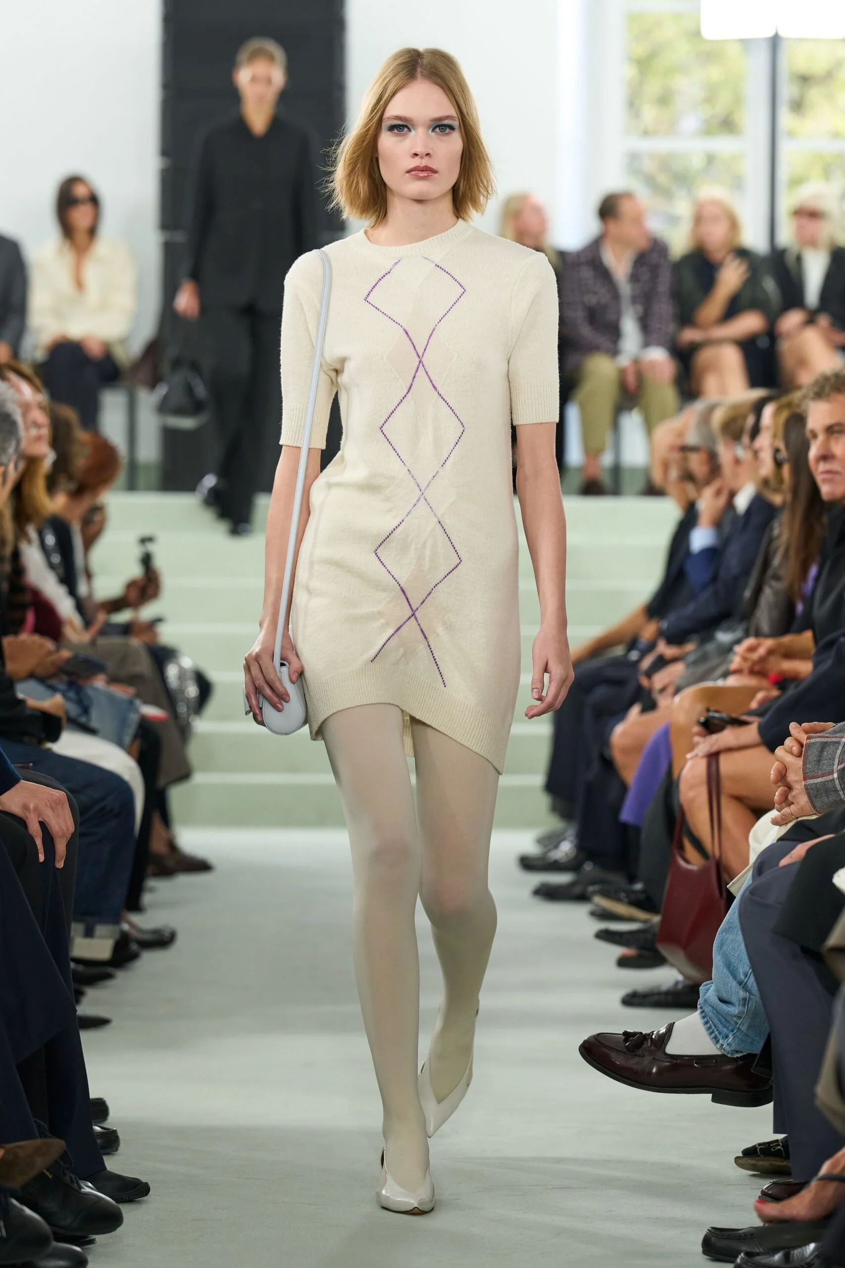 jil-sander-spring-2027-ready-to-wear-look-06-scaled.jpg