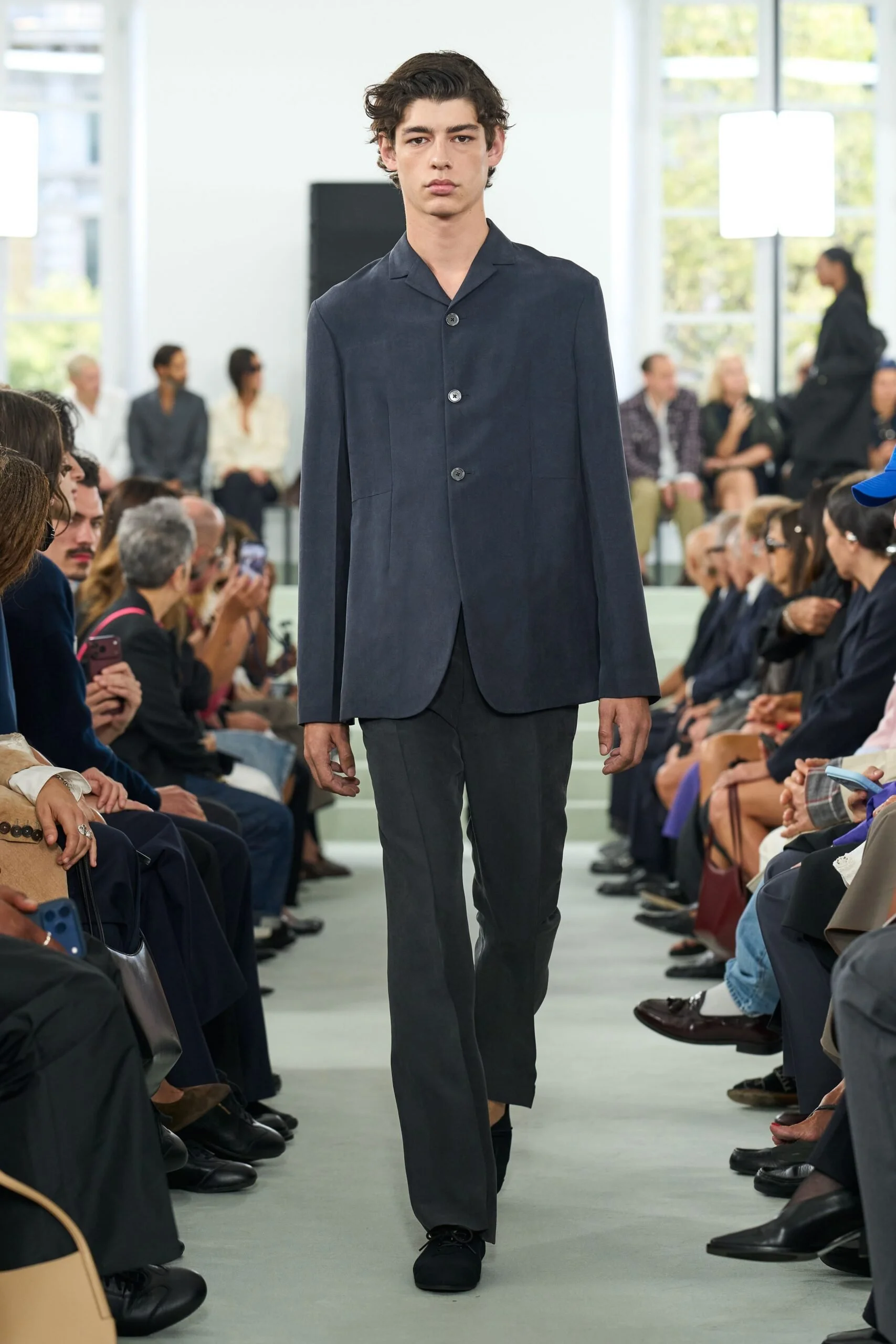 jil-sander-spring-2027-ready-to-wear-look-10-scaled.jpg