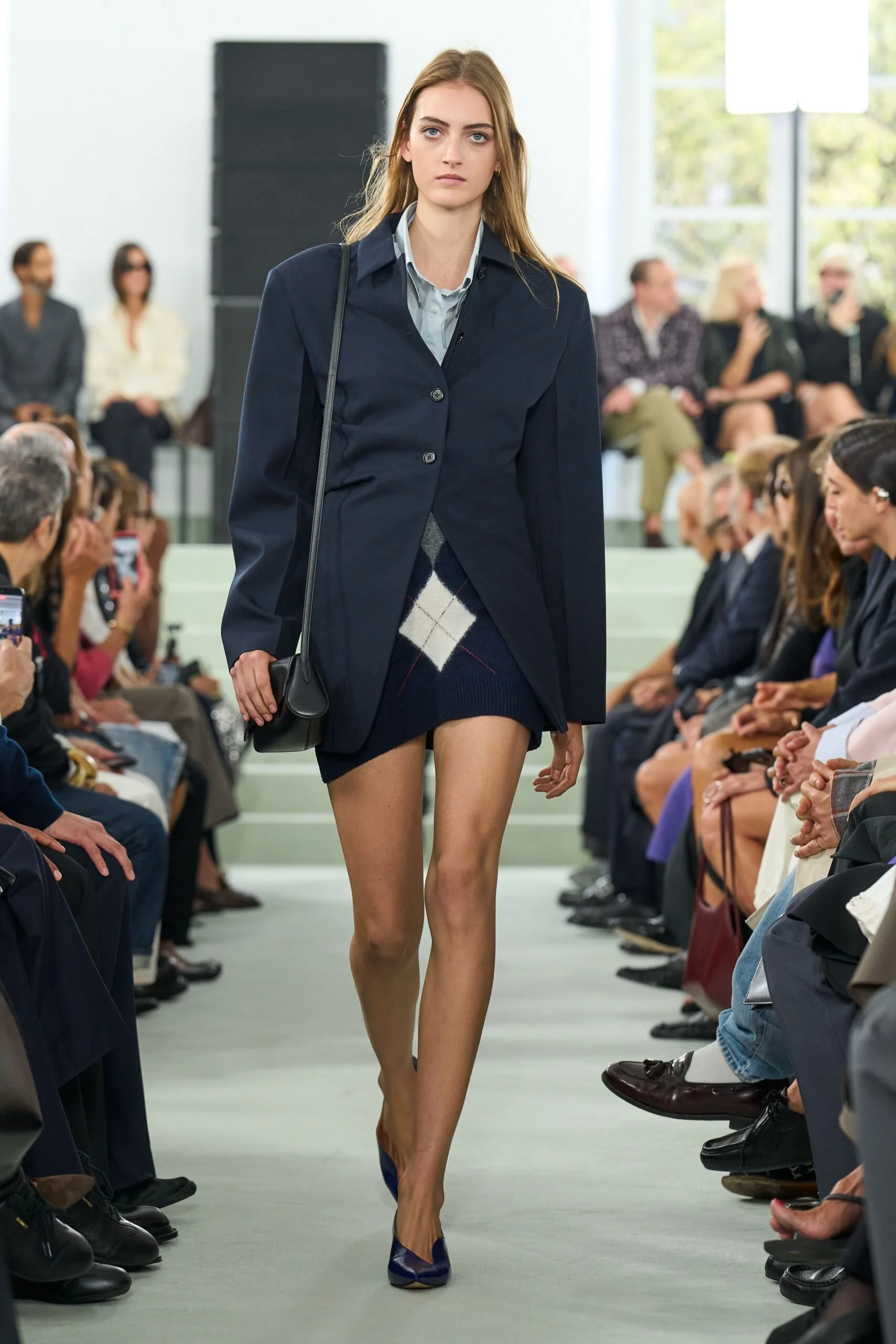 jil-sander-spring-2027-ready-to-wear-look-21-scaled.jpg