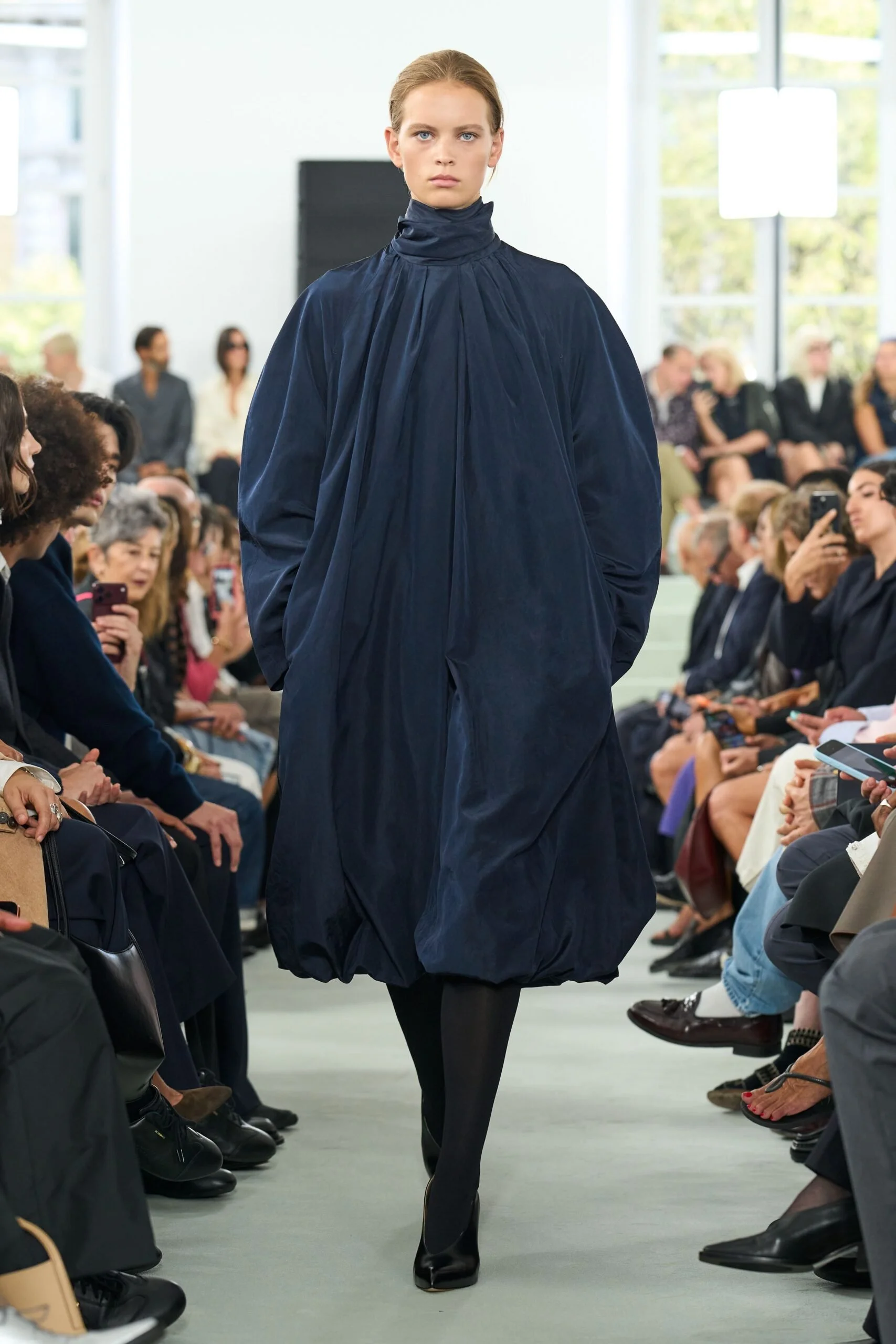 jil-sander-spring-2027-ready-to-wear-look-34-scaled.jpg