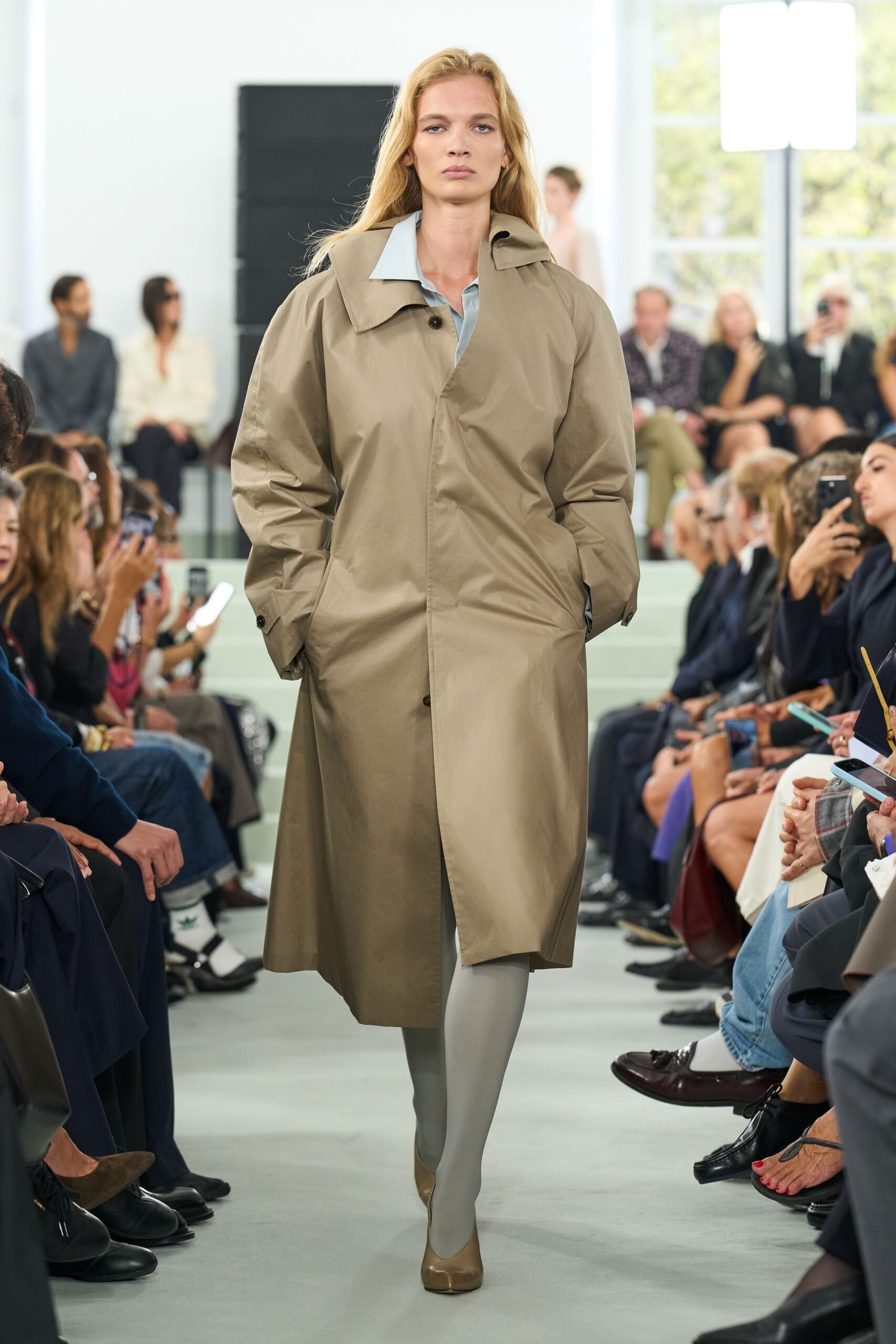 jil-sander-spring-2027-ready-to-wear-look-37-scaled.jpg