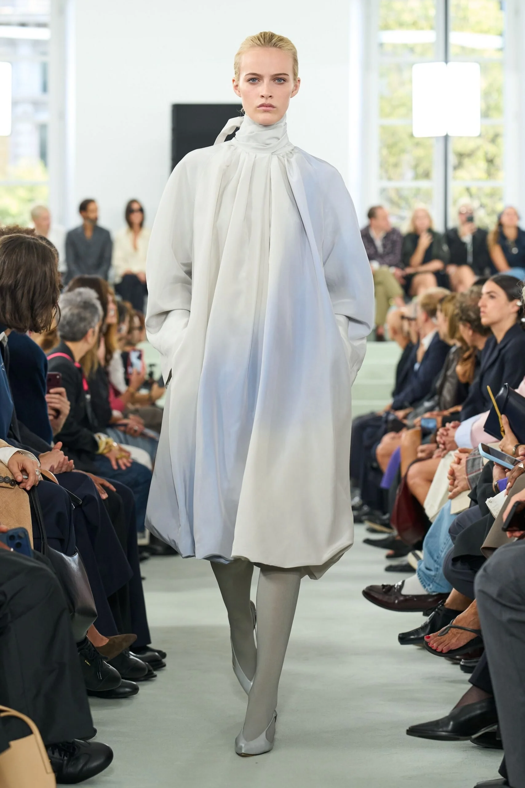 jil-sander-spring-2027-ready-to-wear-look-40-scaled.jpg