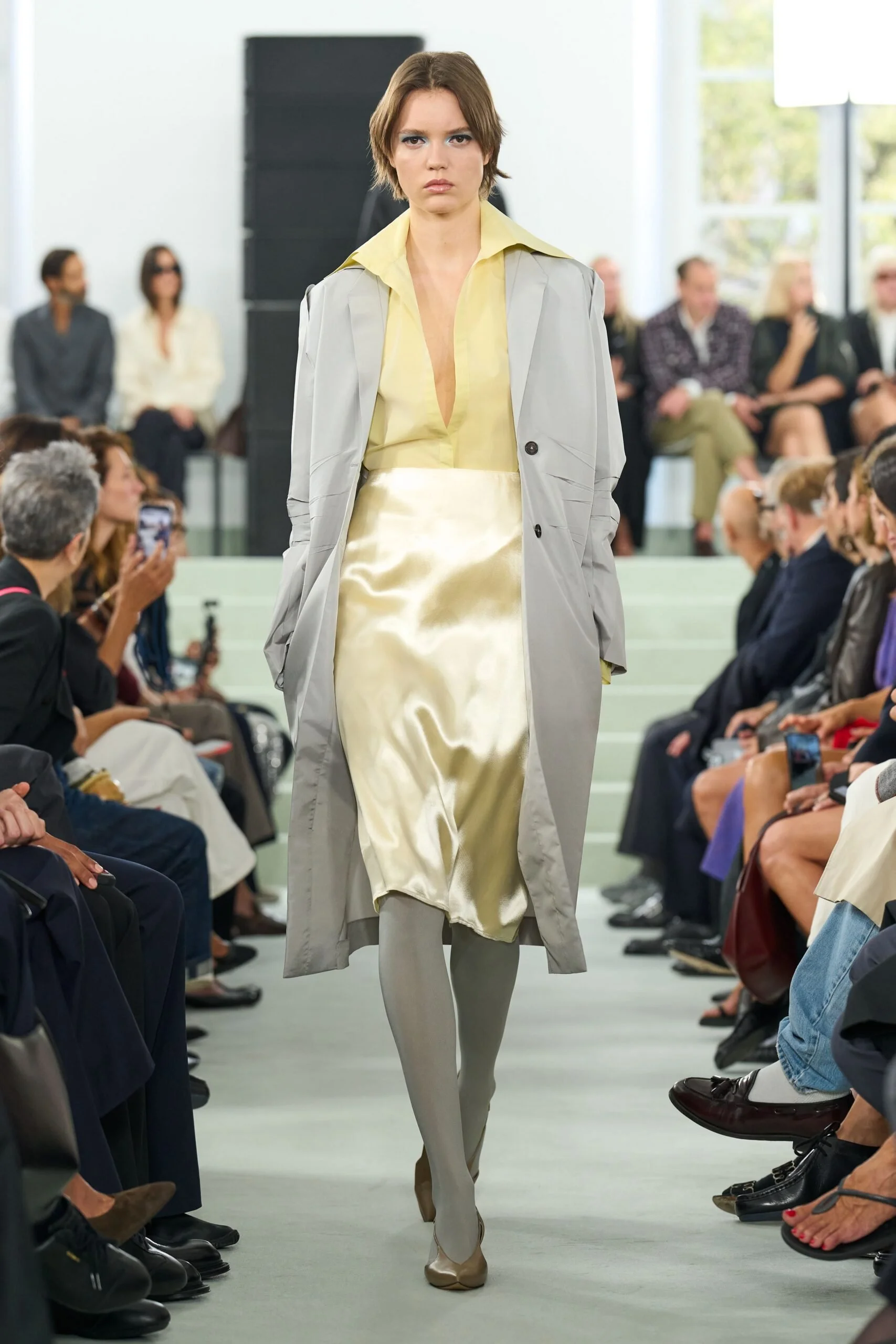jil-sander-spring-2027-ready-to-wear-look-60-scaled.jpg