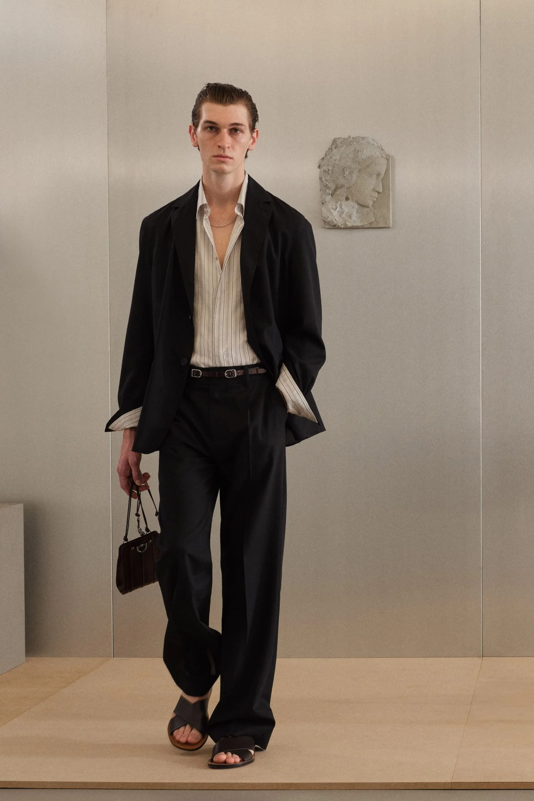 durazzi-spring-2027-ready-to-wear-look-27-scaled.jpg