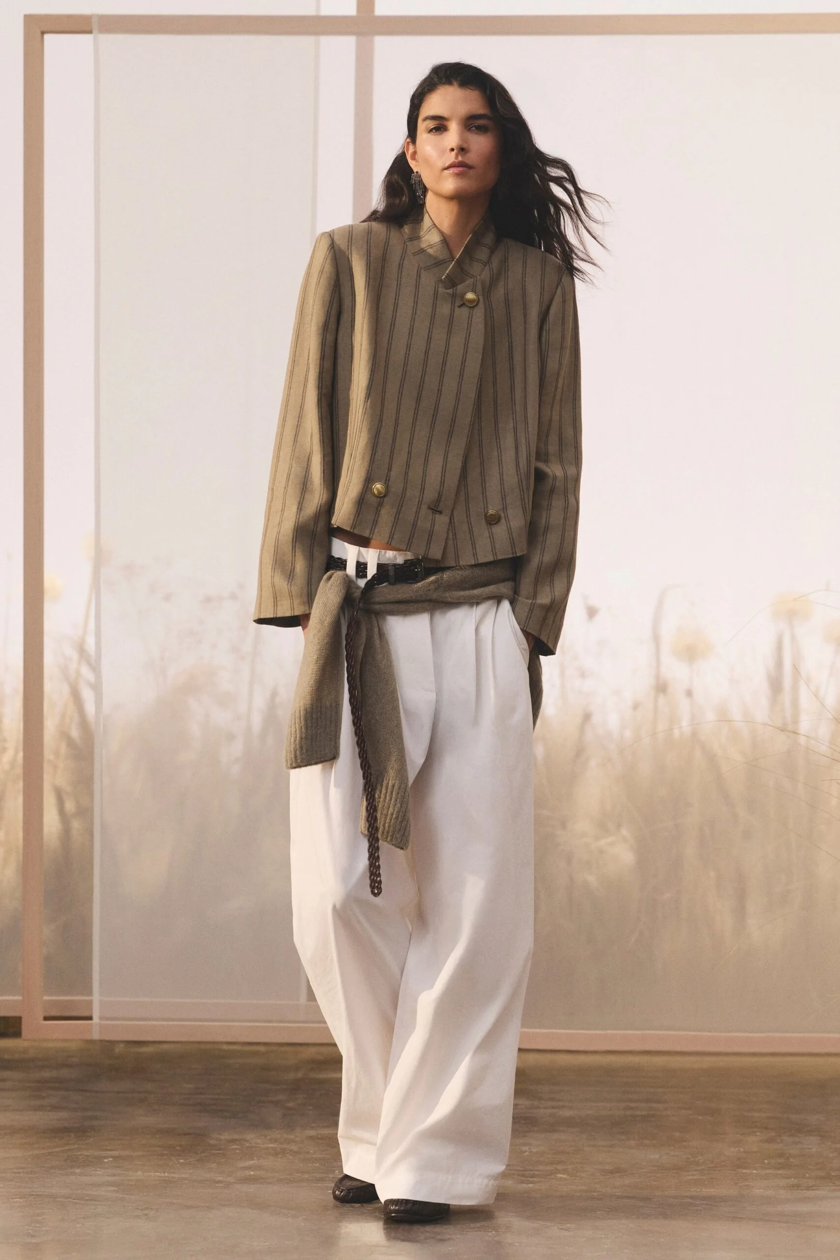 brunello-cucinelli-spring-2027-ready-to-wear-look-32-scaled.jpg