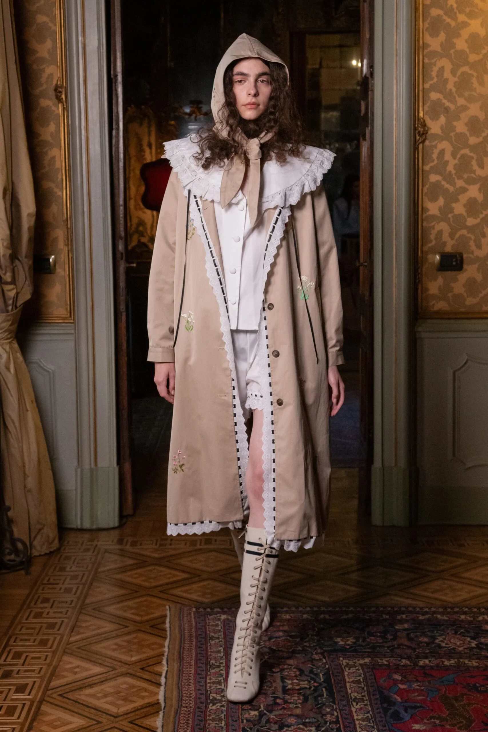 venerdi-pomeriggio-spring-2027-ready-to-wear-look-13-scaled.jpg