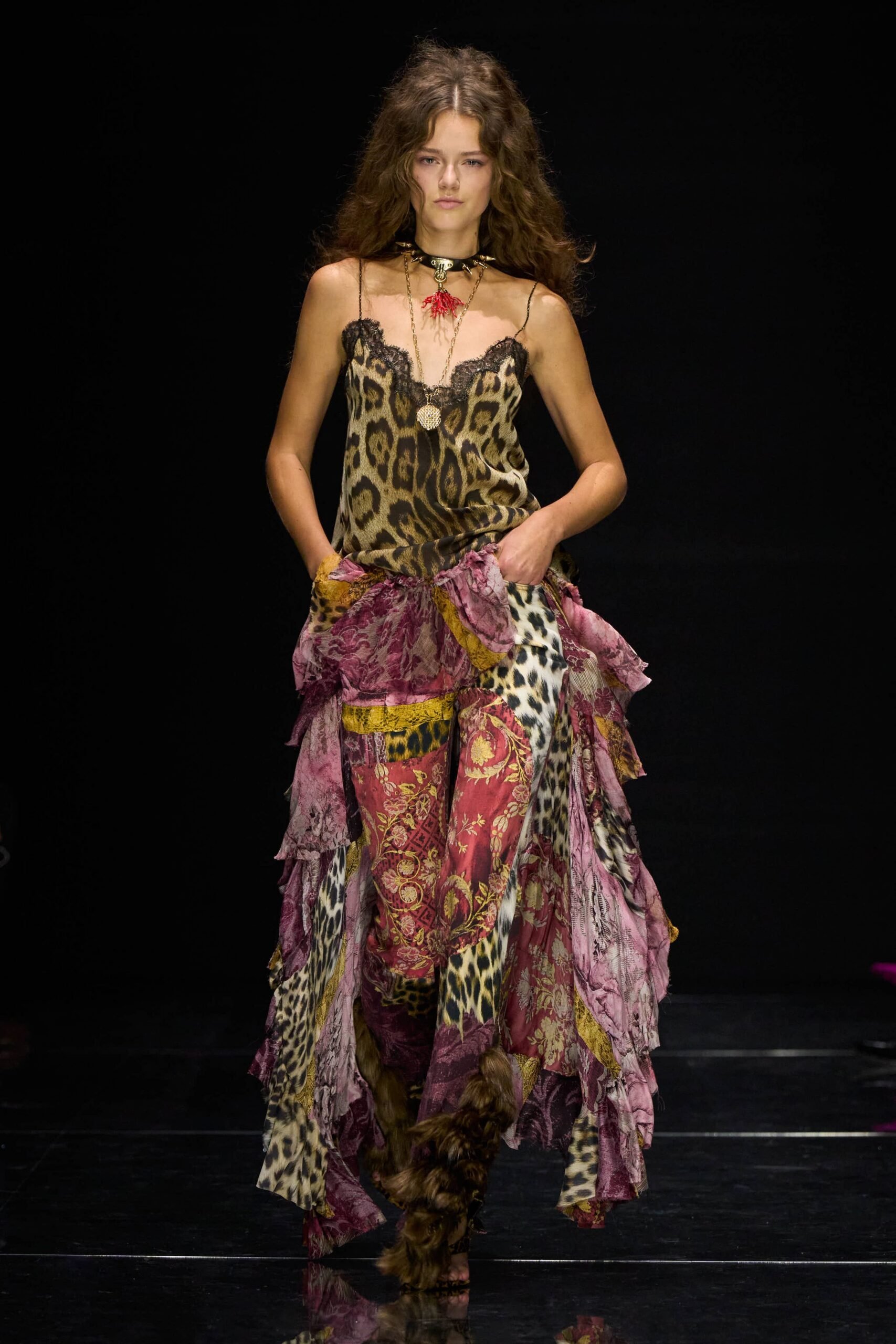 roberto-cavalli-spring-2027-ready-to-wear-look-03-scaled.jpg