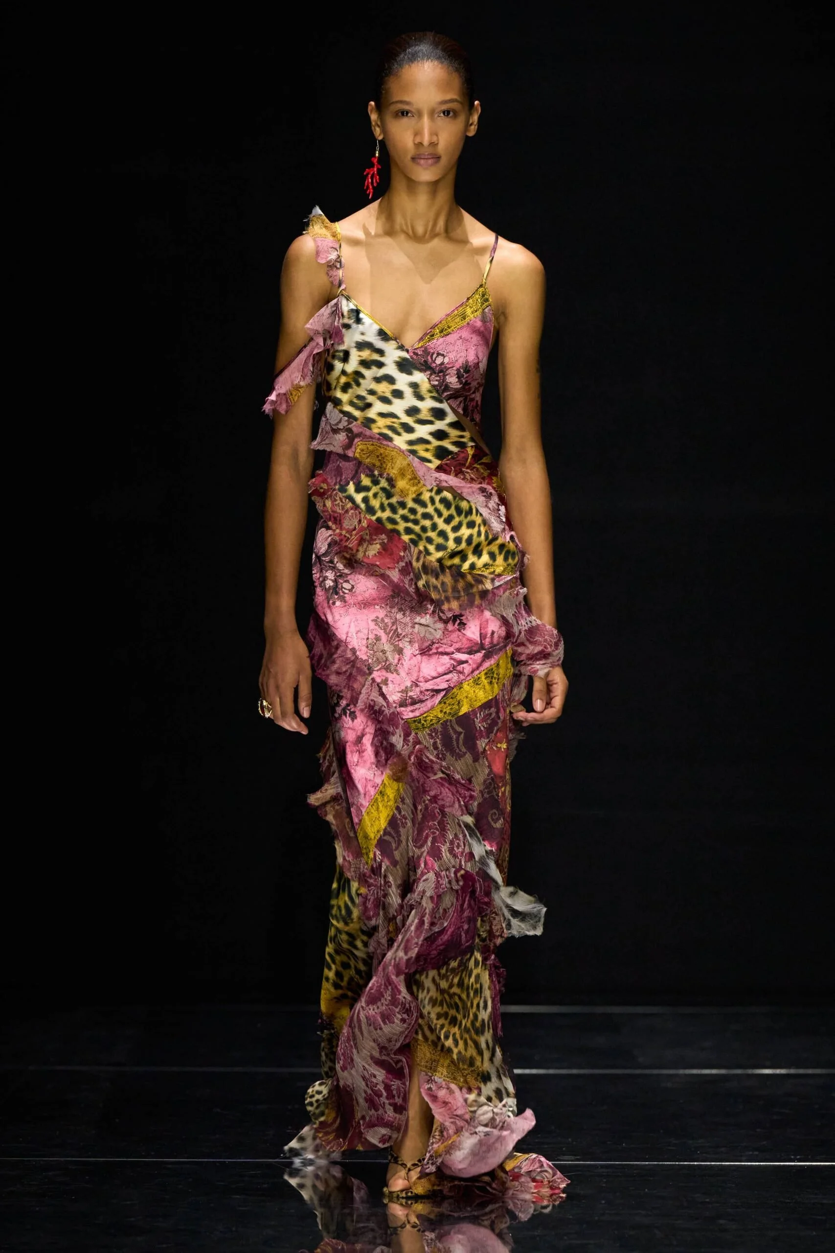 roberto-cavalli-spring-2027-ready-to-wear-look-04-scaled.jpg