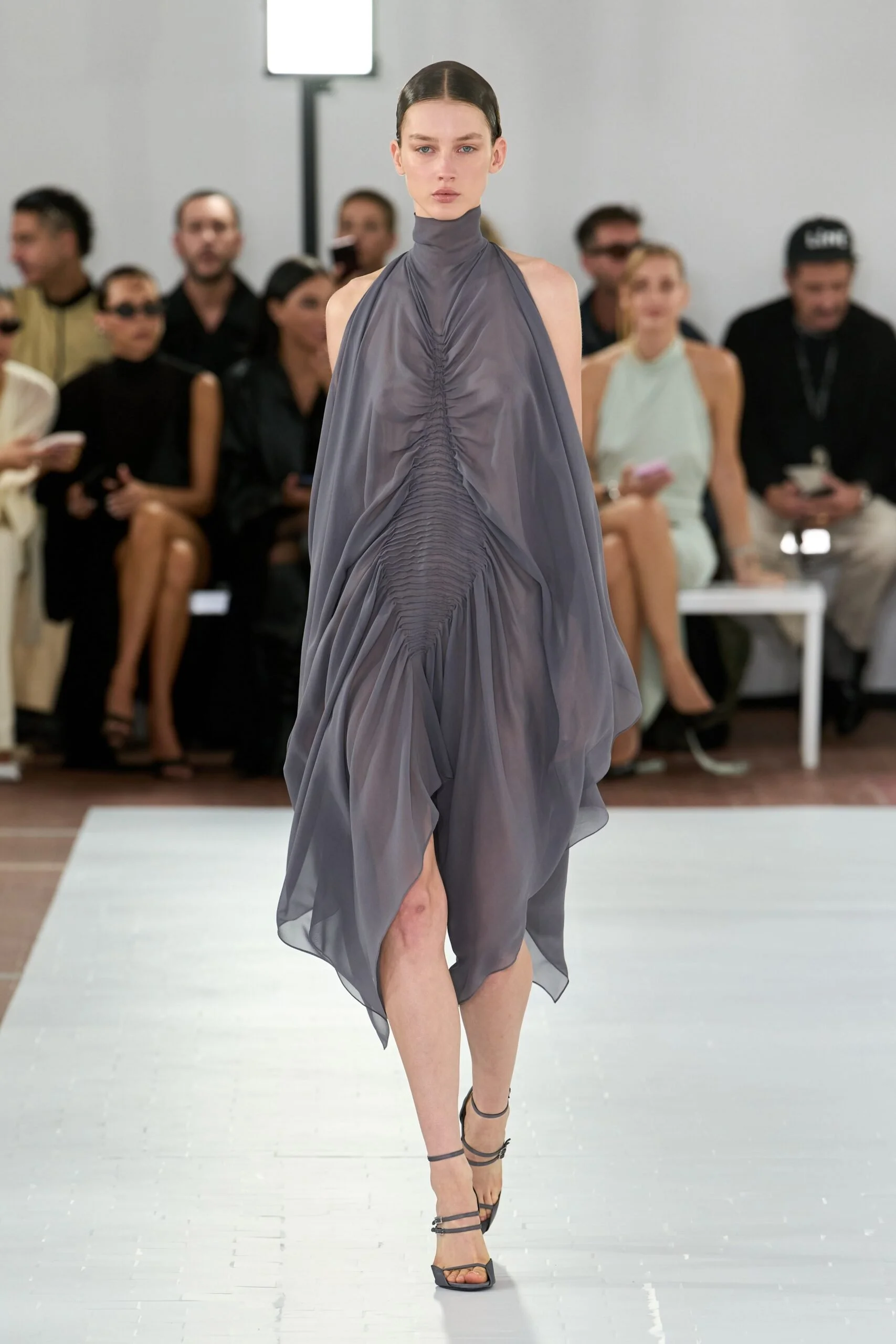 francesco-murano-spring-2027-ready-to-wear-look-01-scaled.jpg
