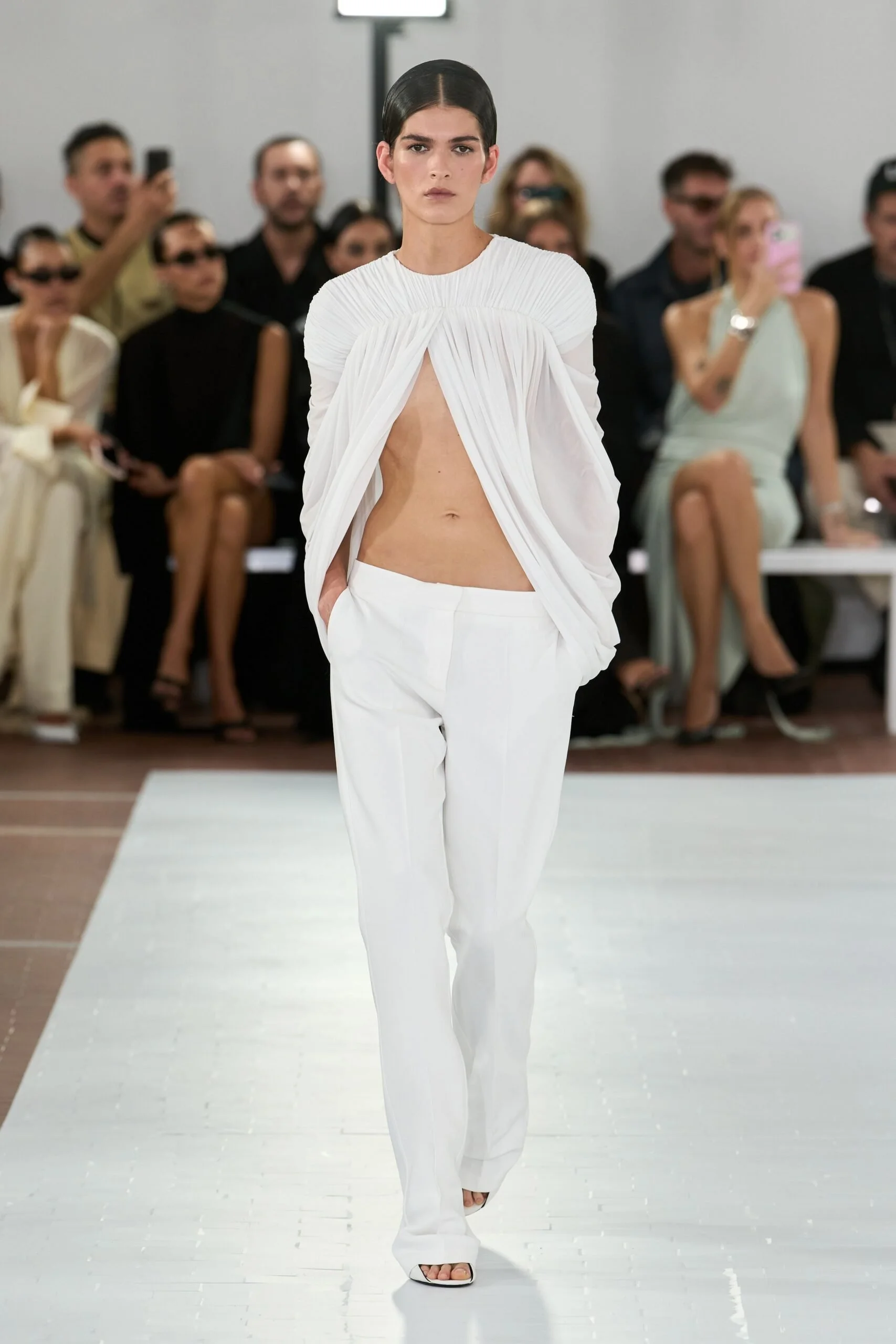 francesco-murano-spring-2027-ready-to-wear-look-06-scaled.jpg