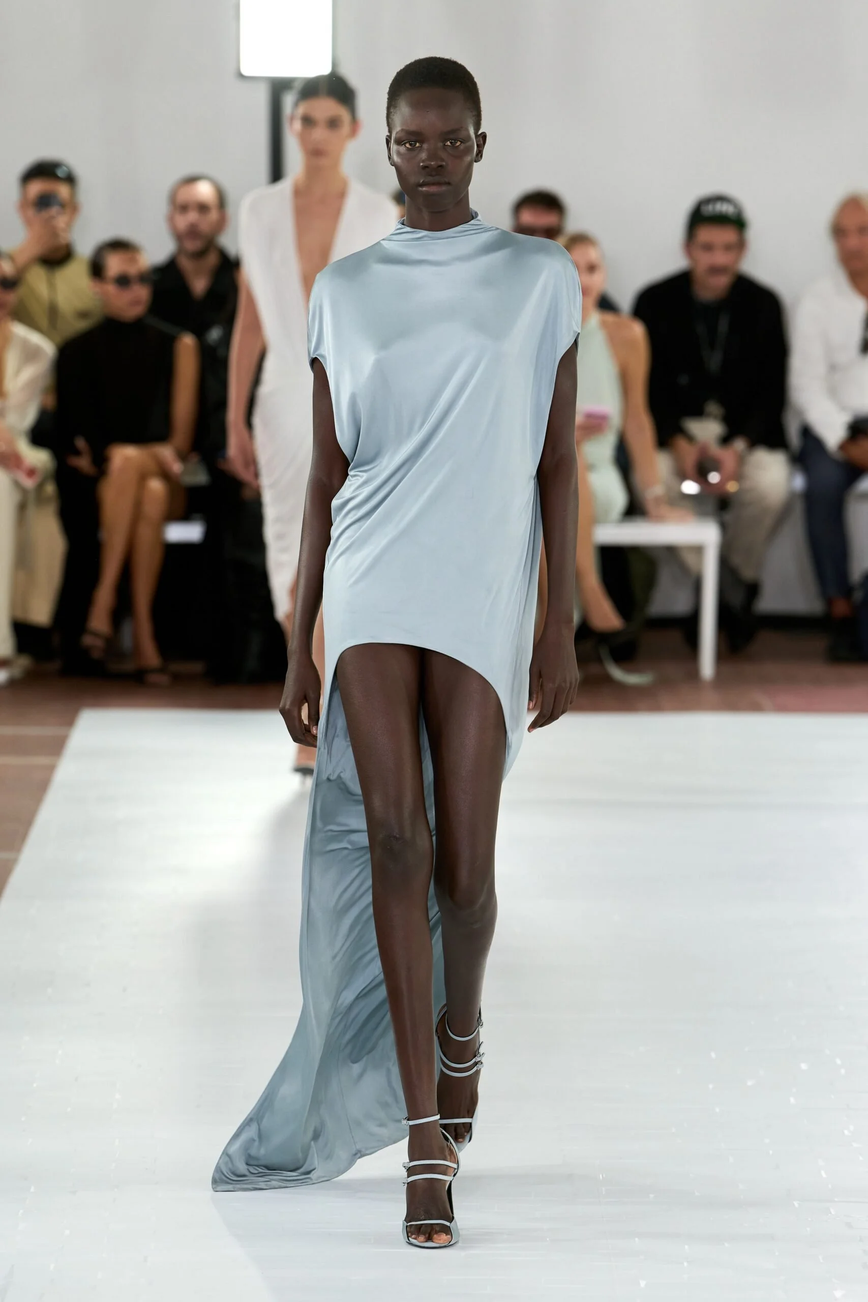 francesco-murano-spring-2027-ready-to-wear-look-09-scaled.jpg